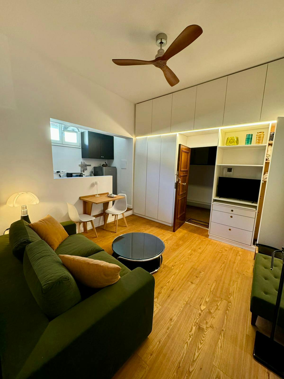 preview gallery tile