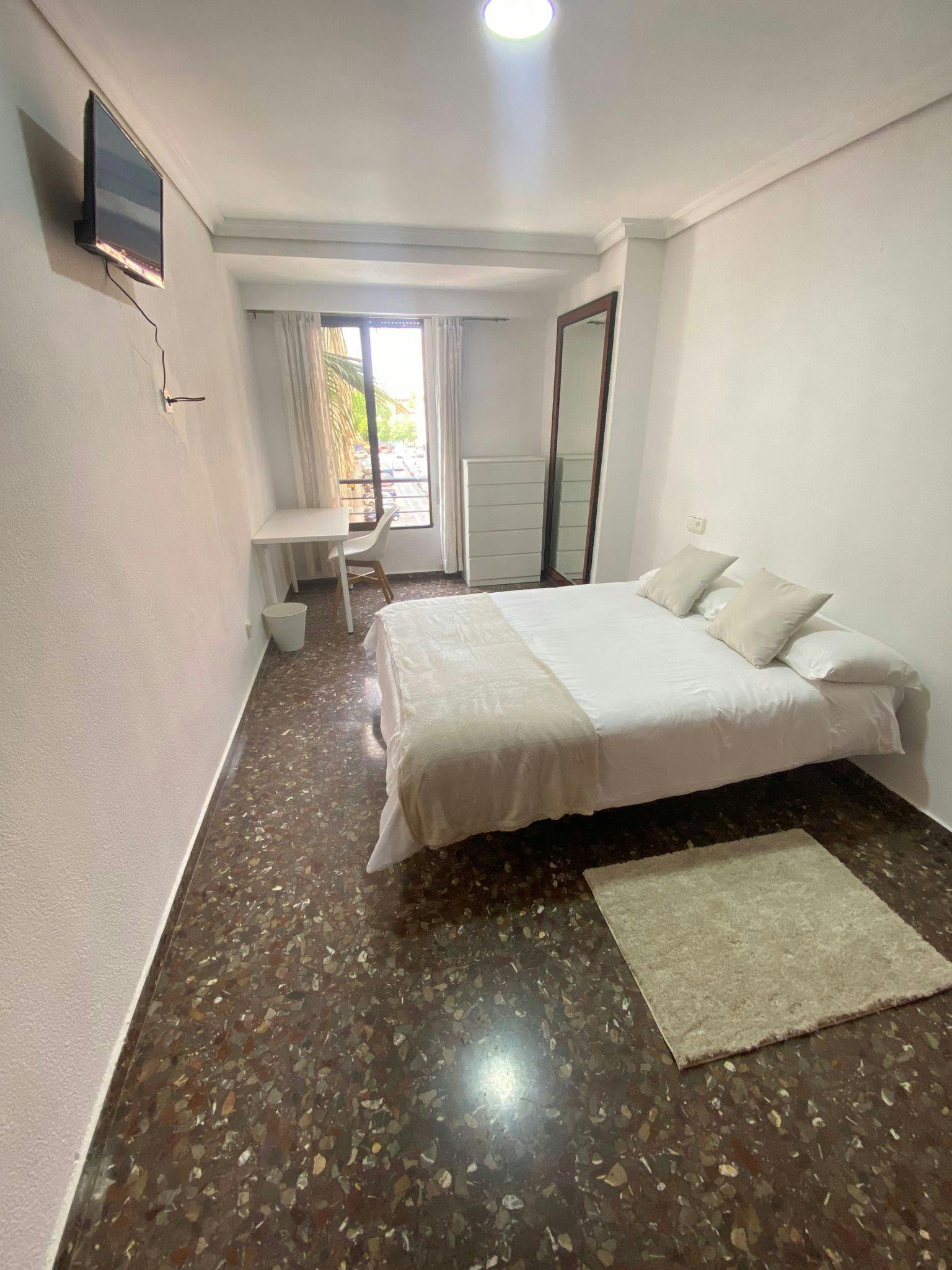Single room Torrent, 1 bed, 12m² — photo 3