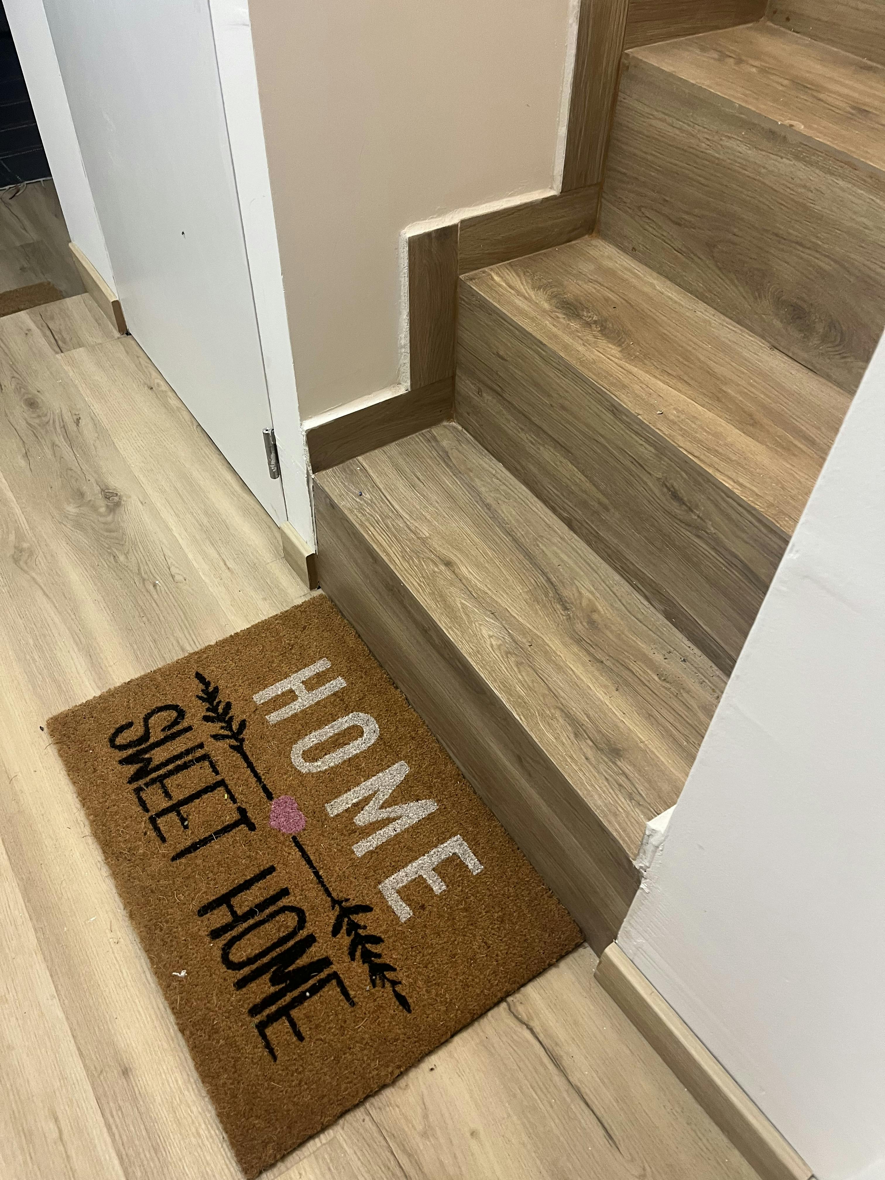 Byggnad att hyra för 1 000 € i månaden i Maia, Rua Manuel da Silva Cruz