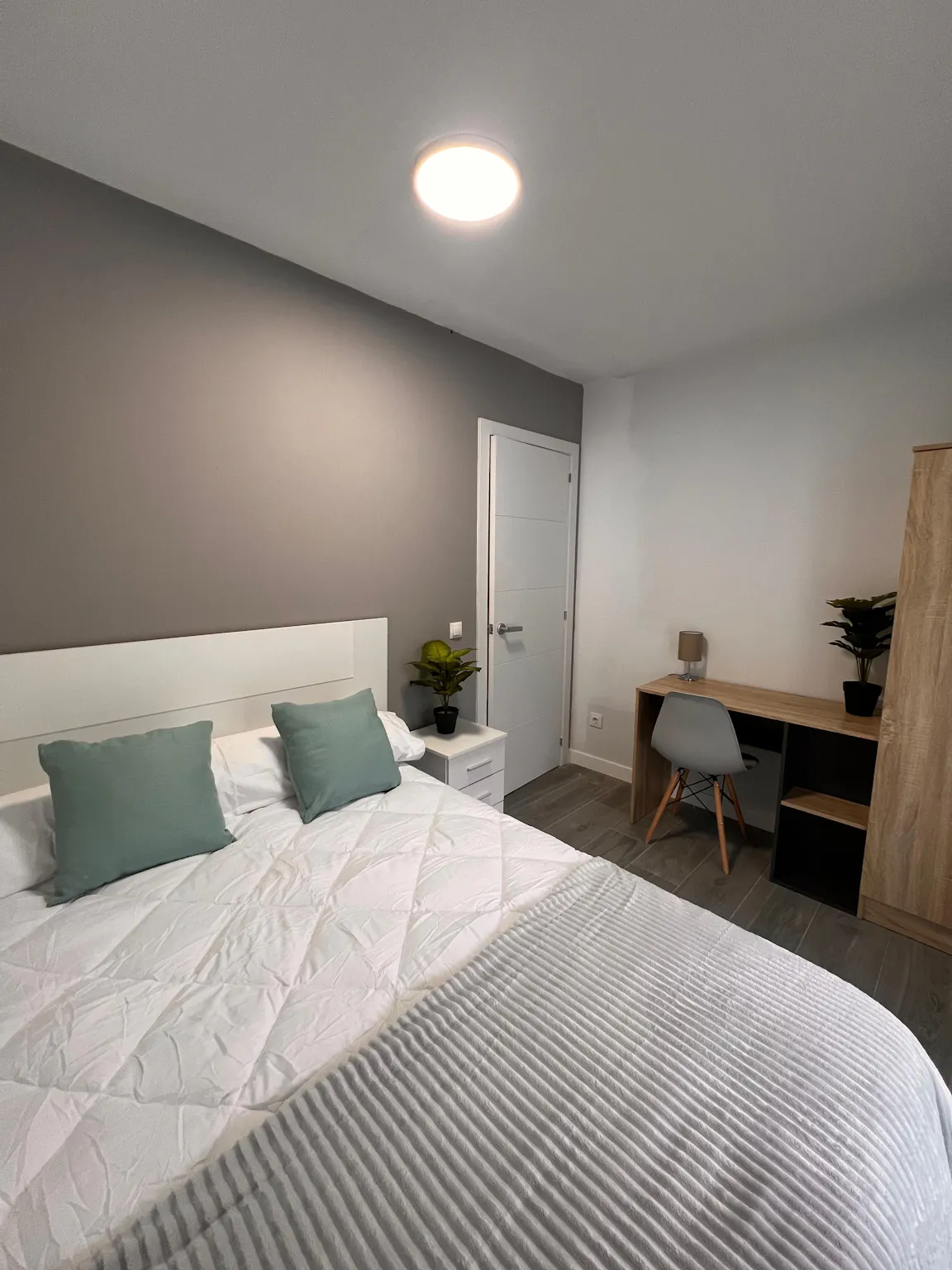 Private room in Calle de Sánchez Preciado, Madrid (1564865) ROOM