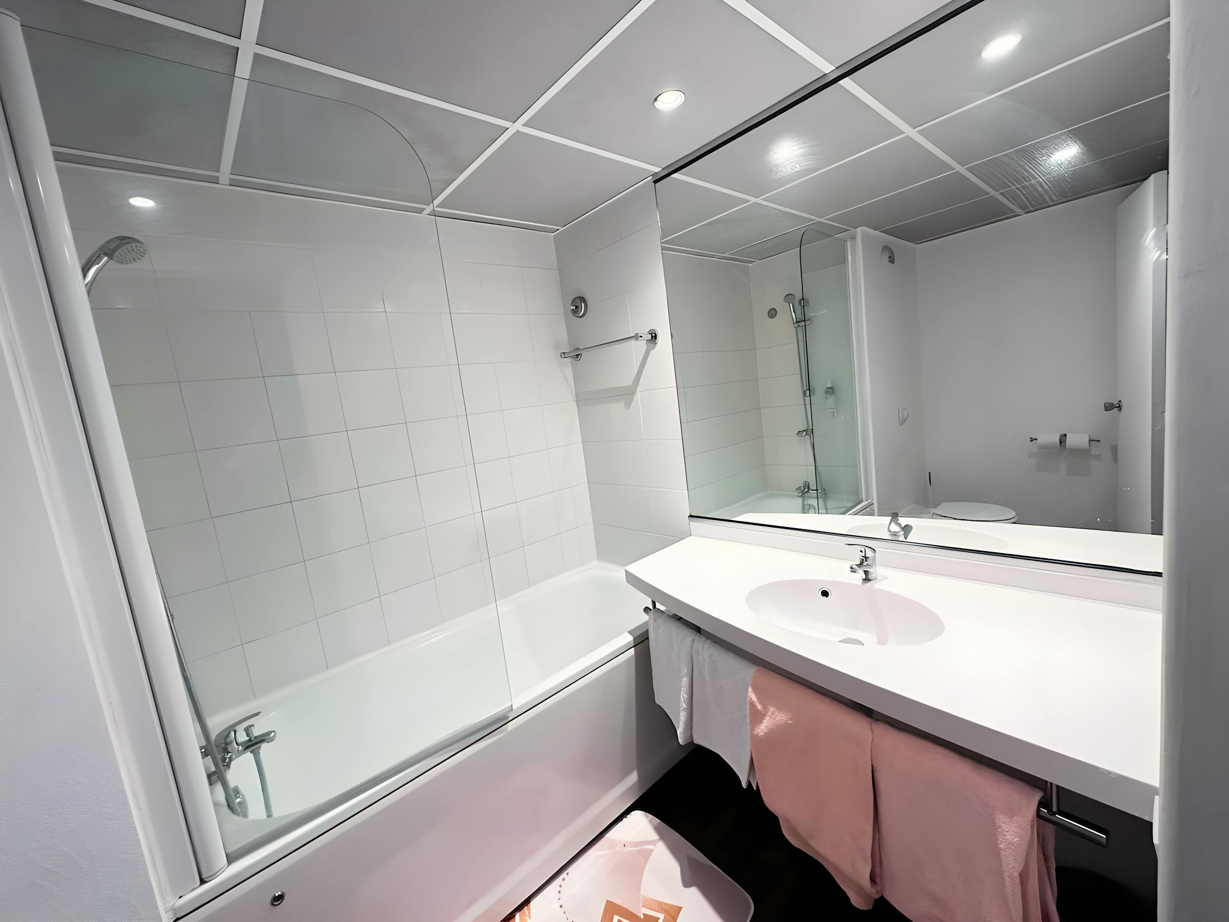 Apartment Pantin, 2 beds — photo 21