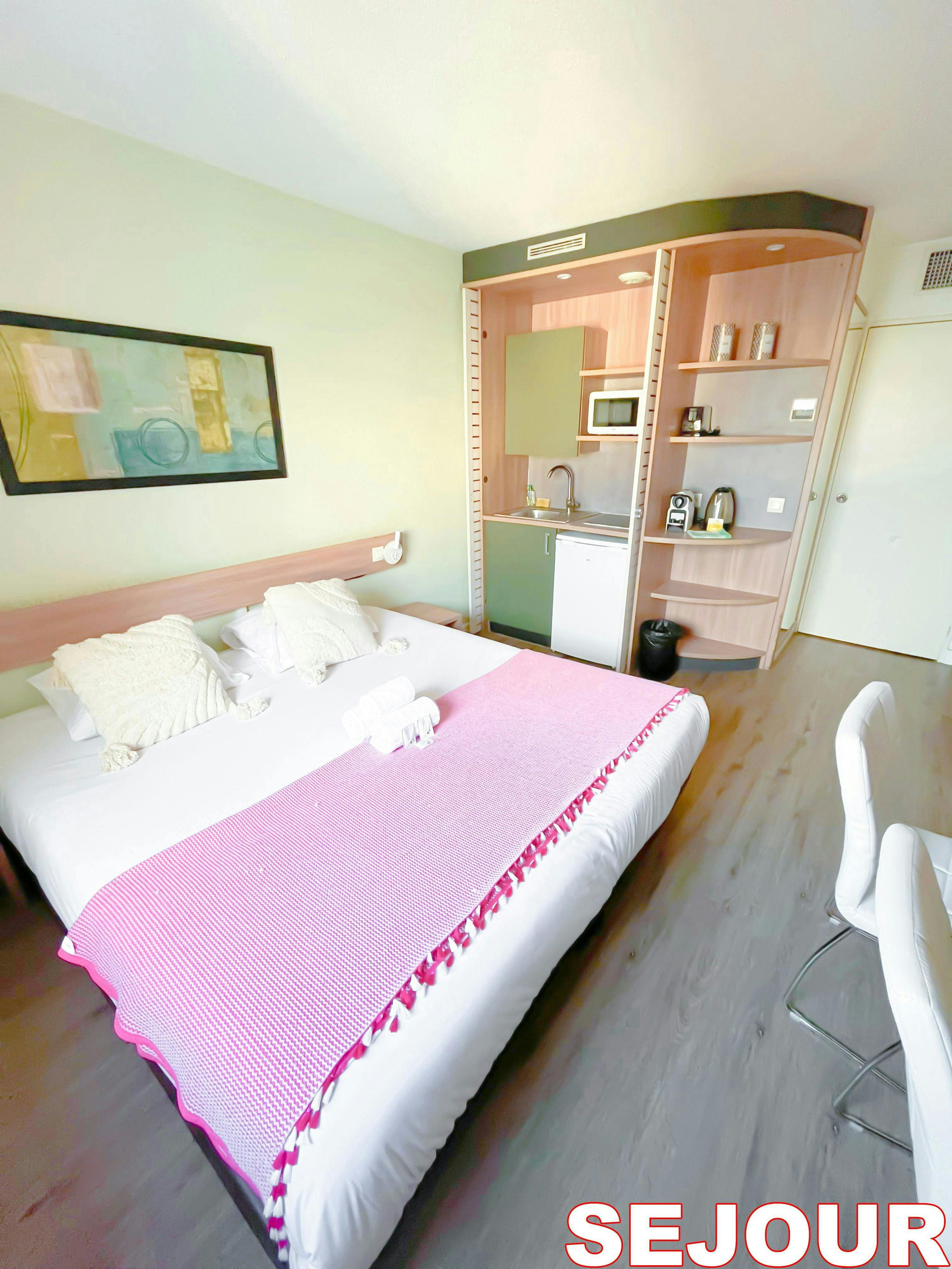 Rue Scandicci, Pantin preview