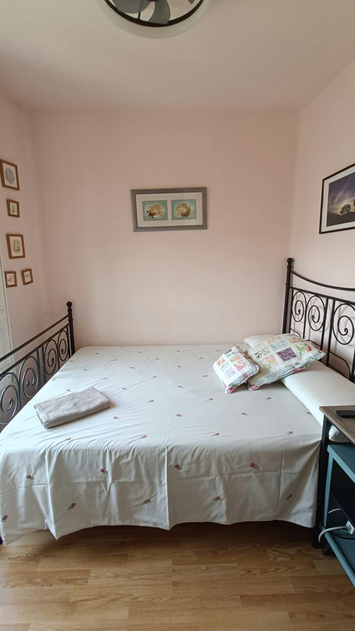 Private room for rent for €950 per month in Barcelona, Ronda del General Mitre