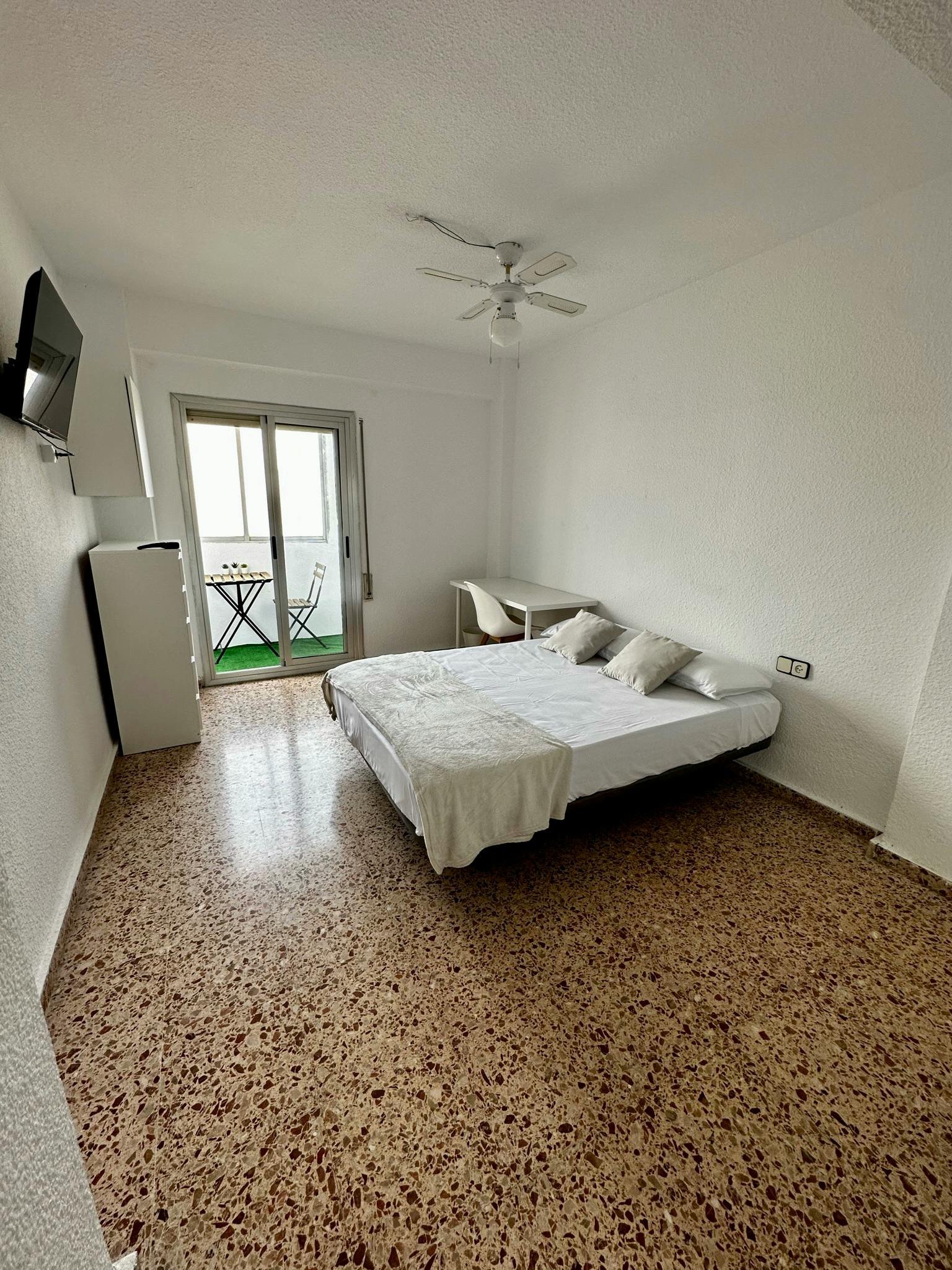Apartment Valencia, 1 bed, 13m² — photo 8