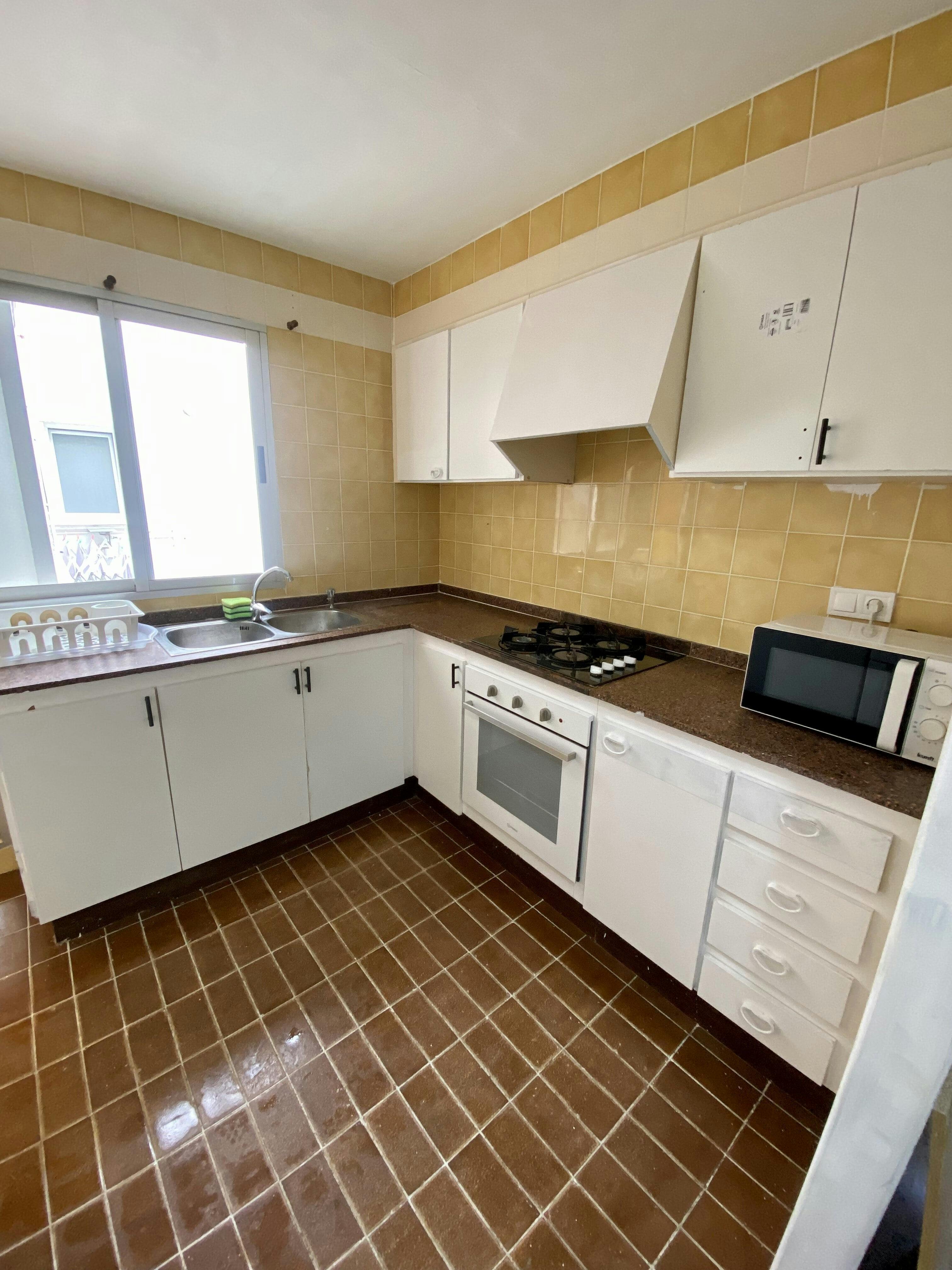 Single room Torrent, 1 bed, 8m² — photo 6