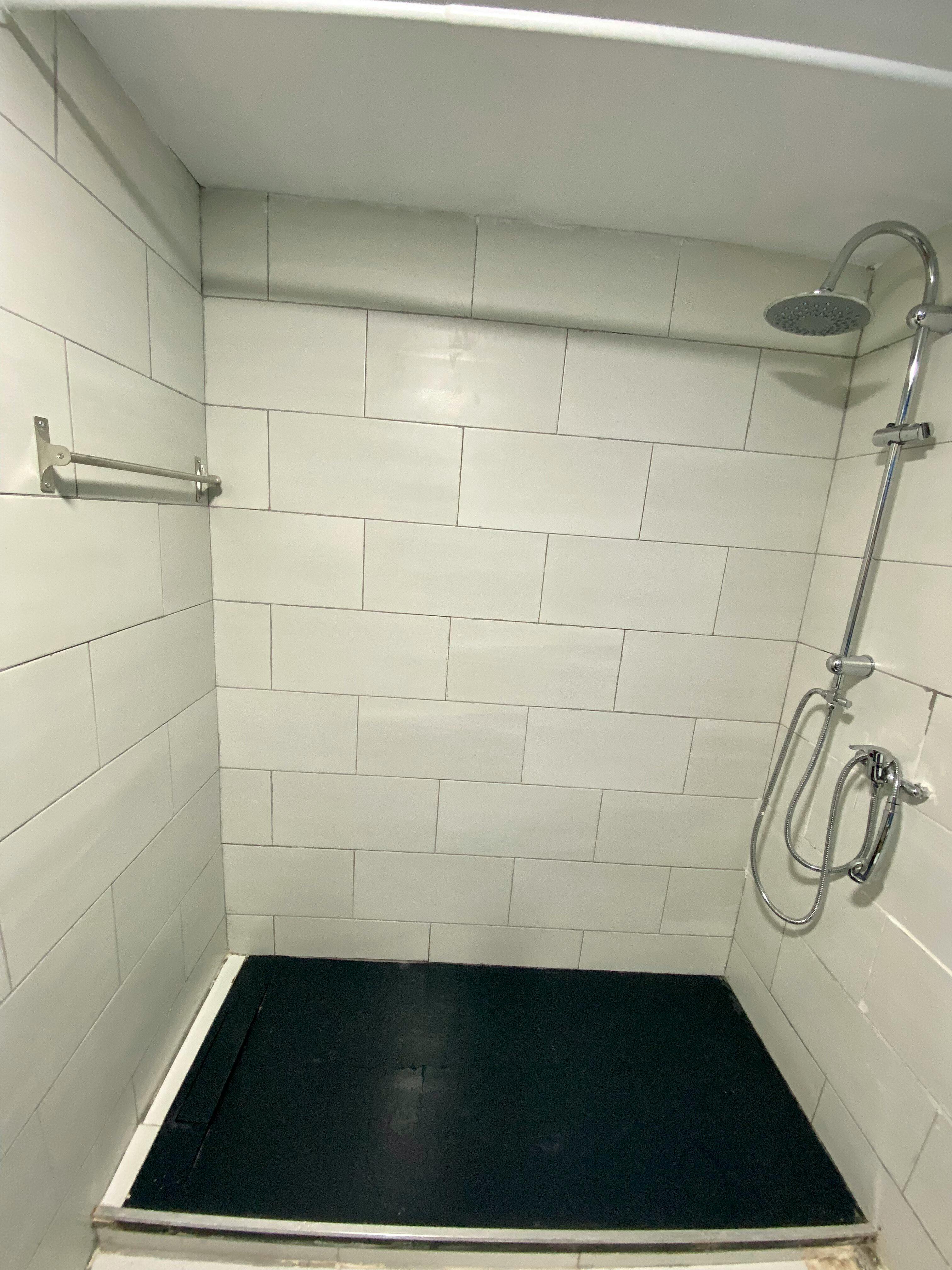 Single room Torrent, 1 bed, 8m² — photo 5