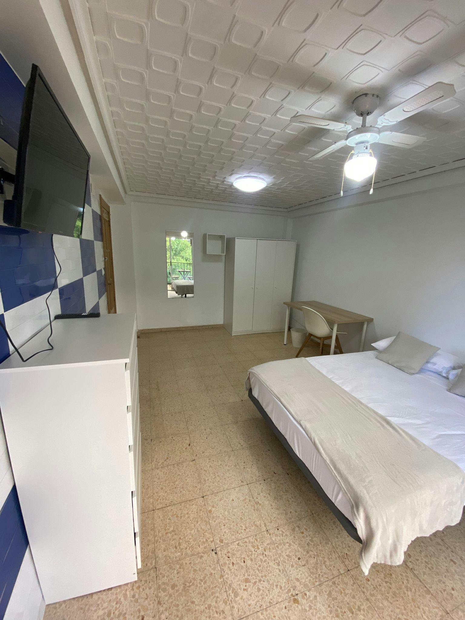 Carrer de Benifairó, Valencia preview