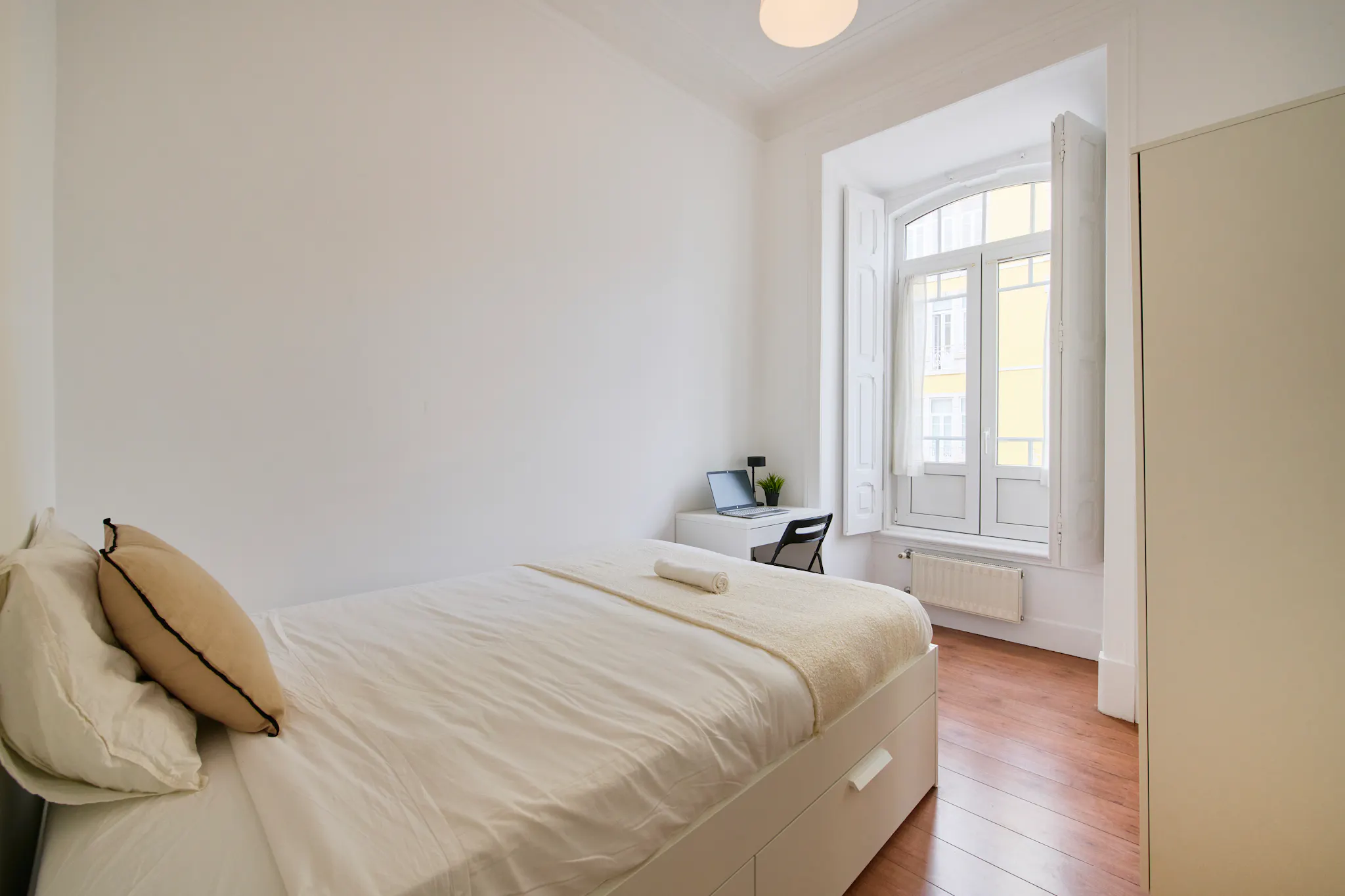 Rua Morais Soares, Lisbon preview