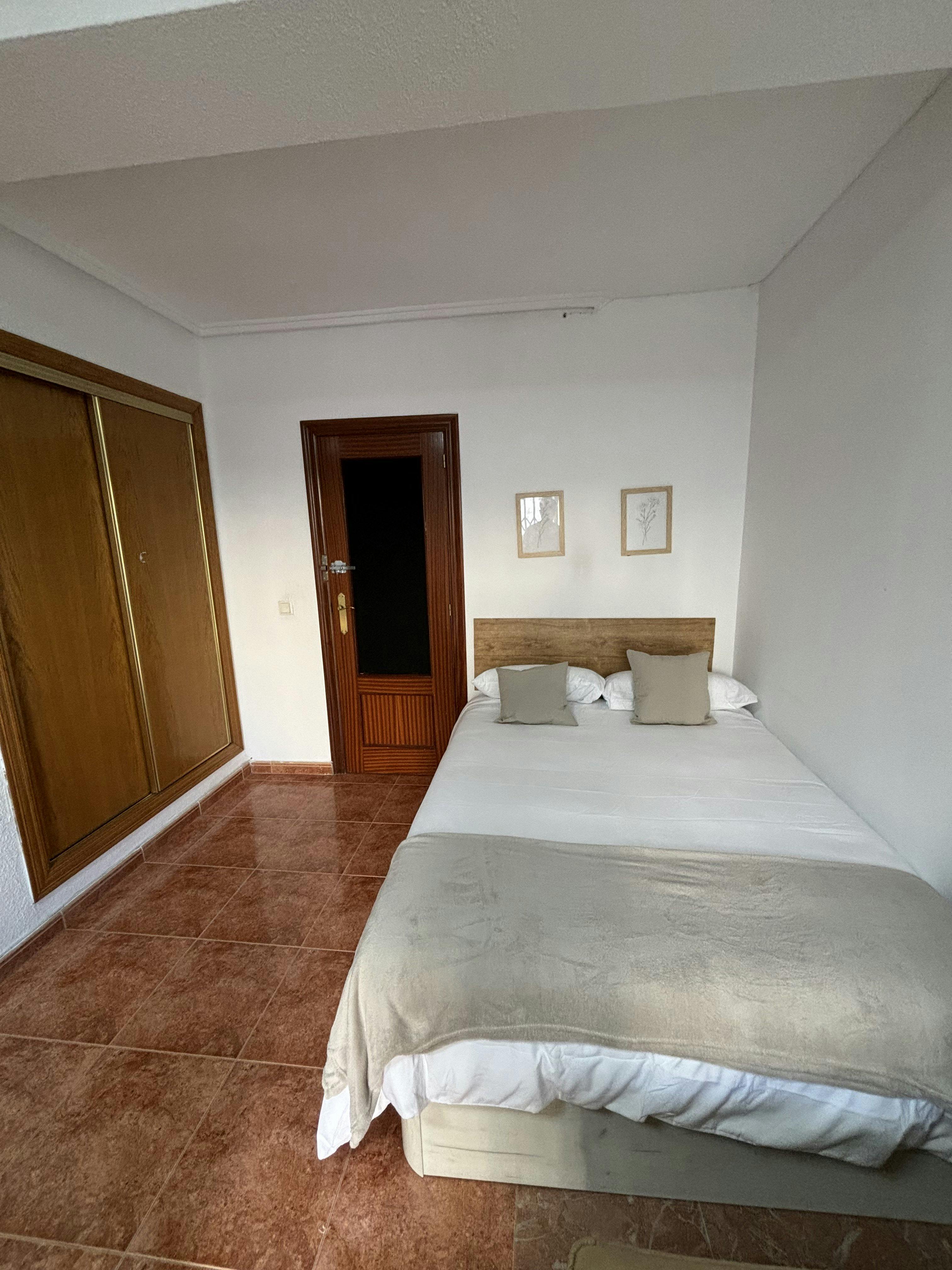 Carrer Campoamor, Valencia Valencia