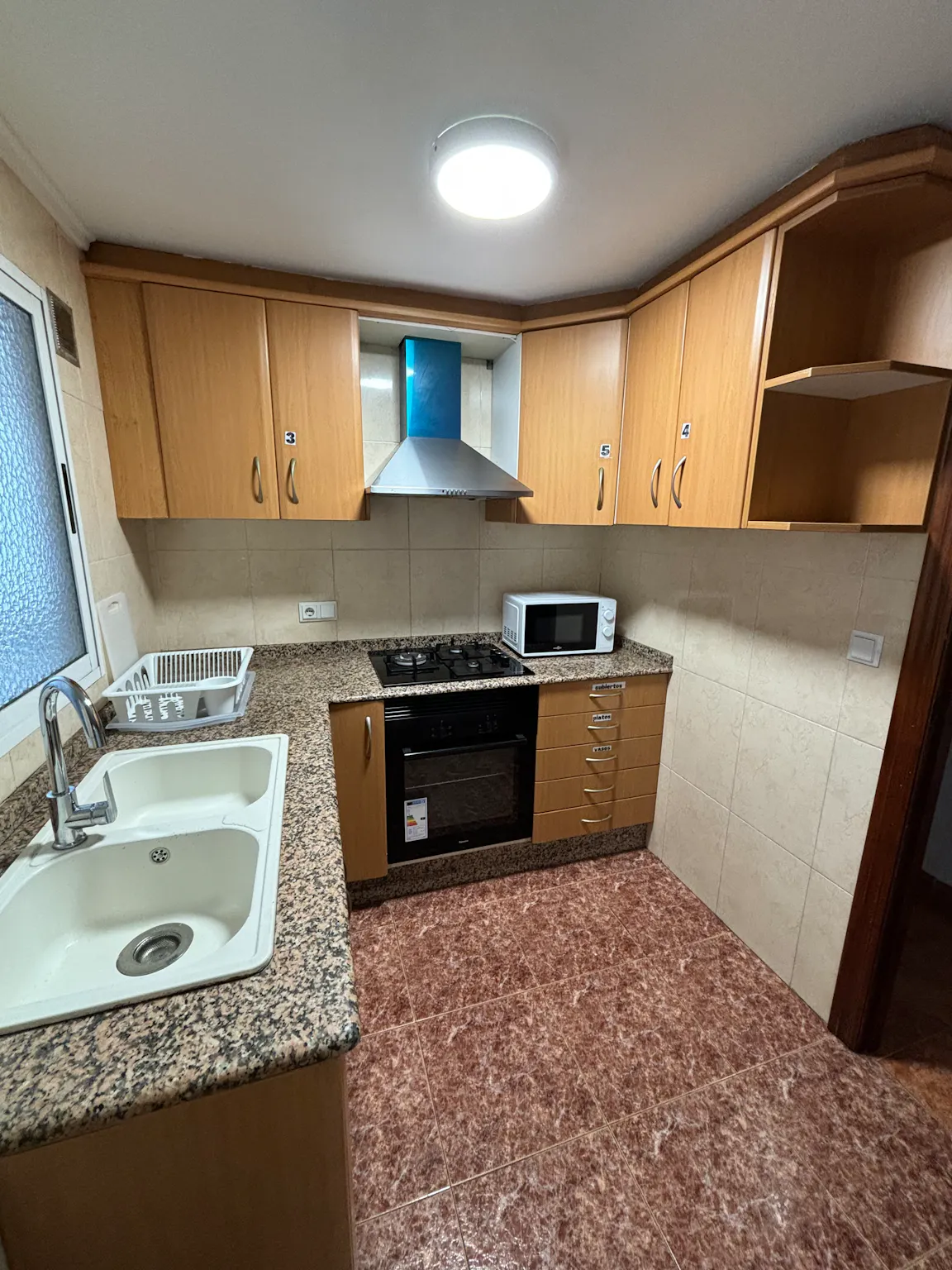 Private room in Carrer Campoamor, Valencia (1565134) ROOM 4