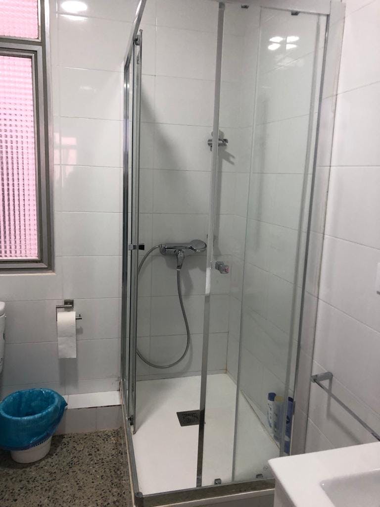 Single room Valencia, 1 bed, 10m² — photo 3