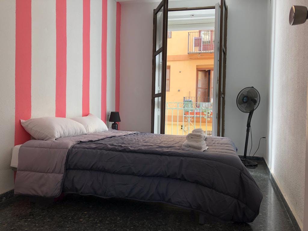 Apartment Valencia, 1 bed, 9m² — photo 5