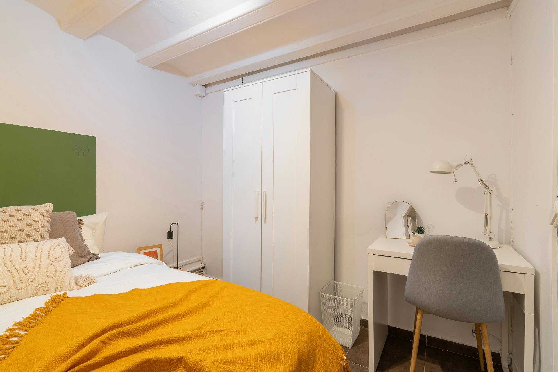 Apartment Barcelona, 1 bed, 10m² — photo 6