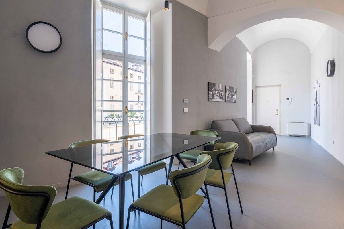 Apartment for rent for €4,500 per month in Turin, Via Giovanni Giolitti