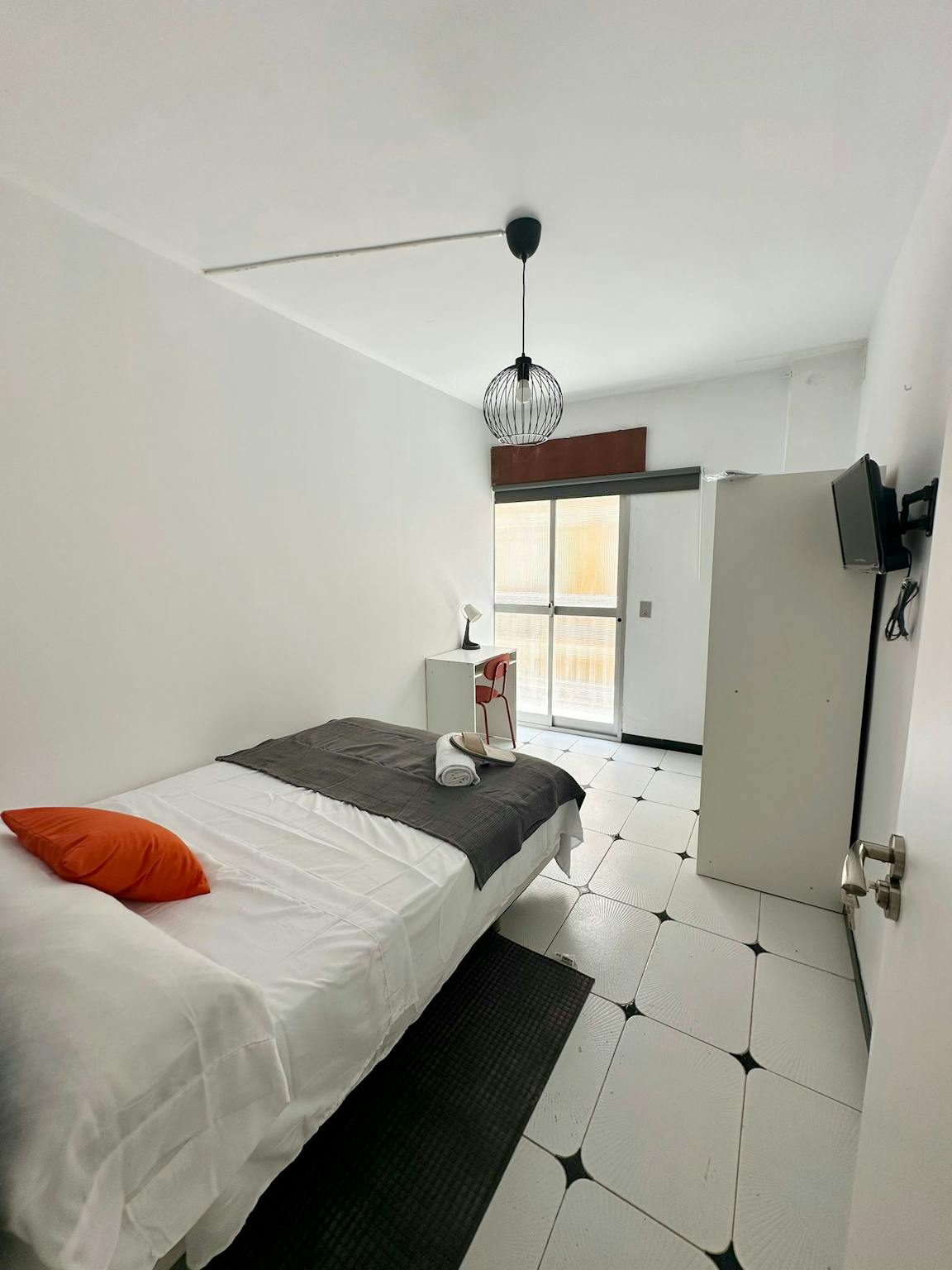 Calle Villarroel, Málaga preview