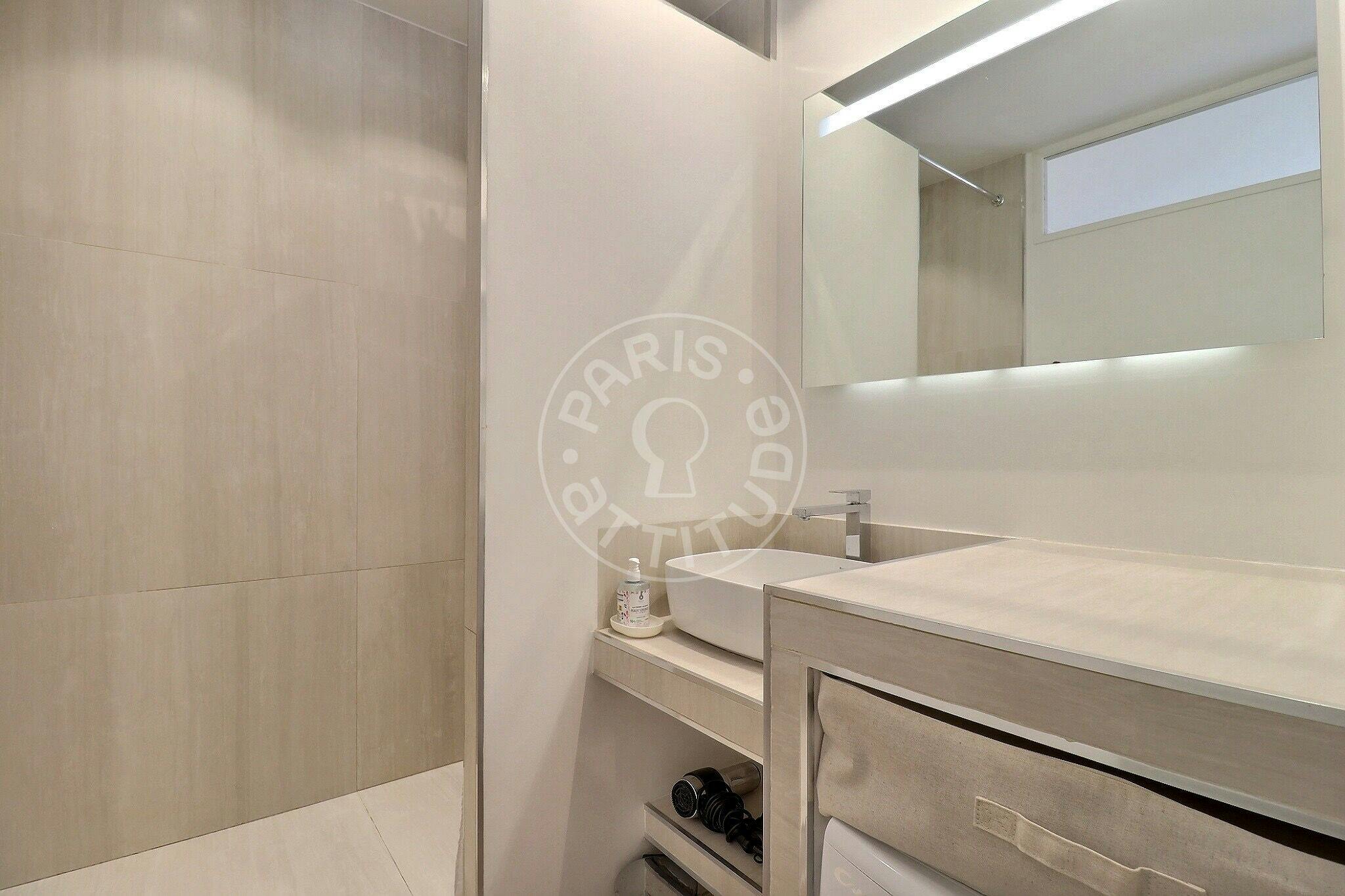 Apartment Paris — photo 14