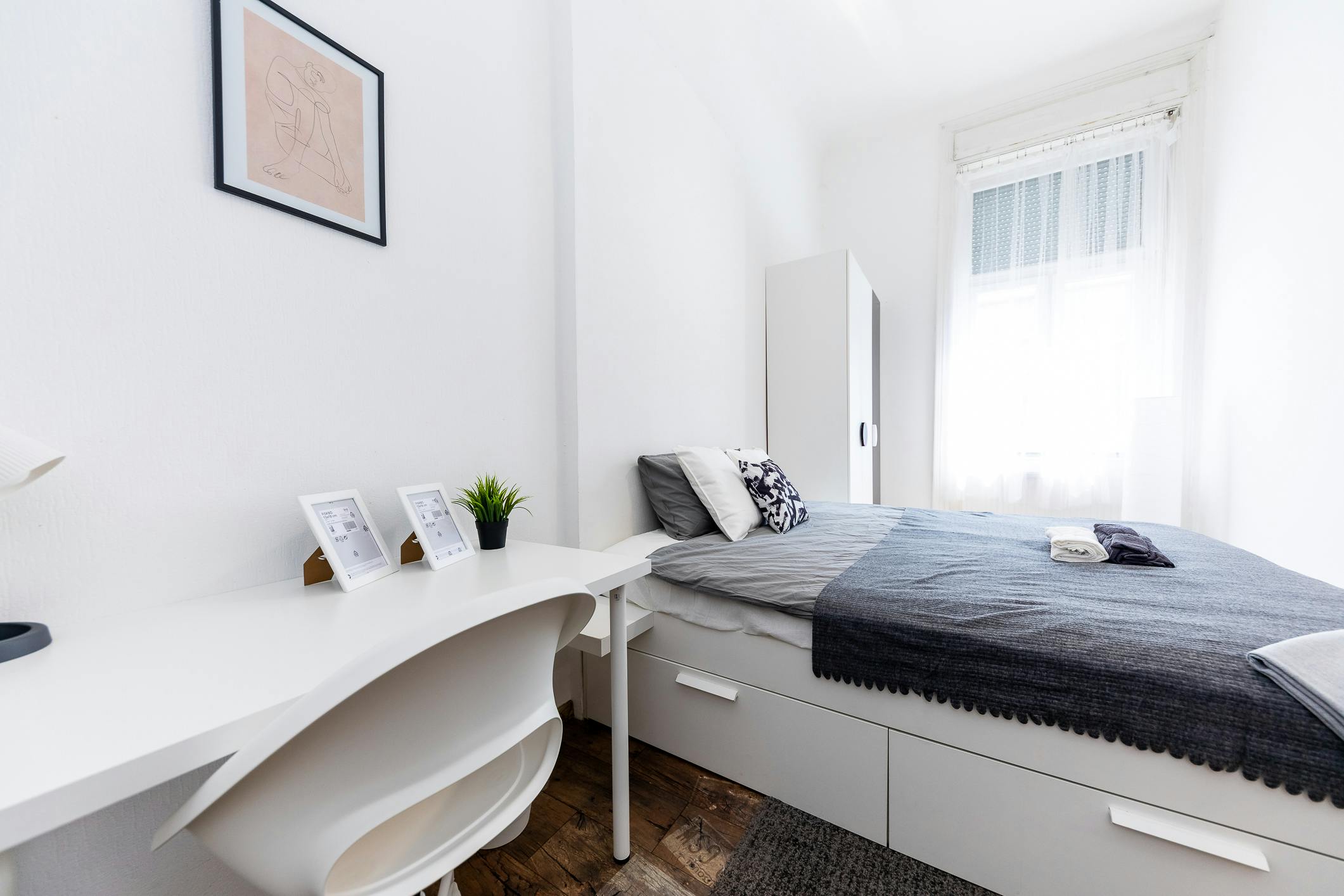 preview gallery tile