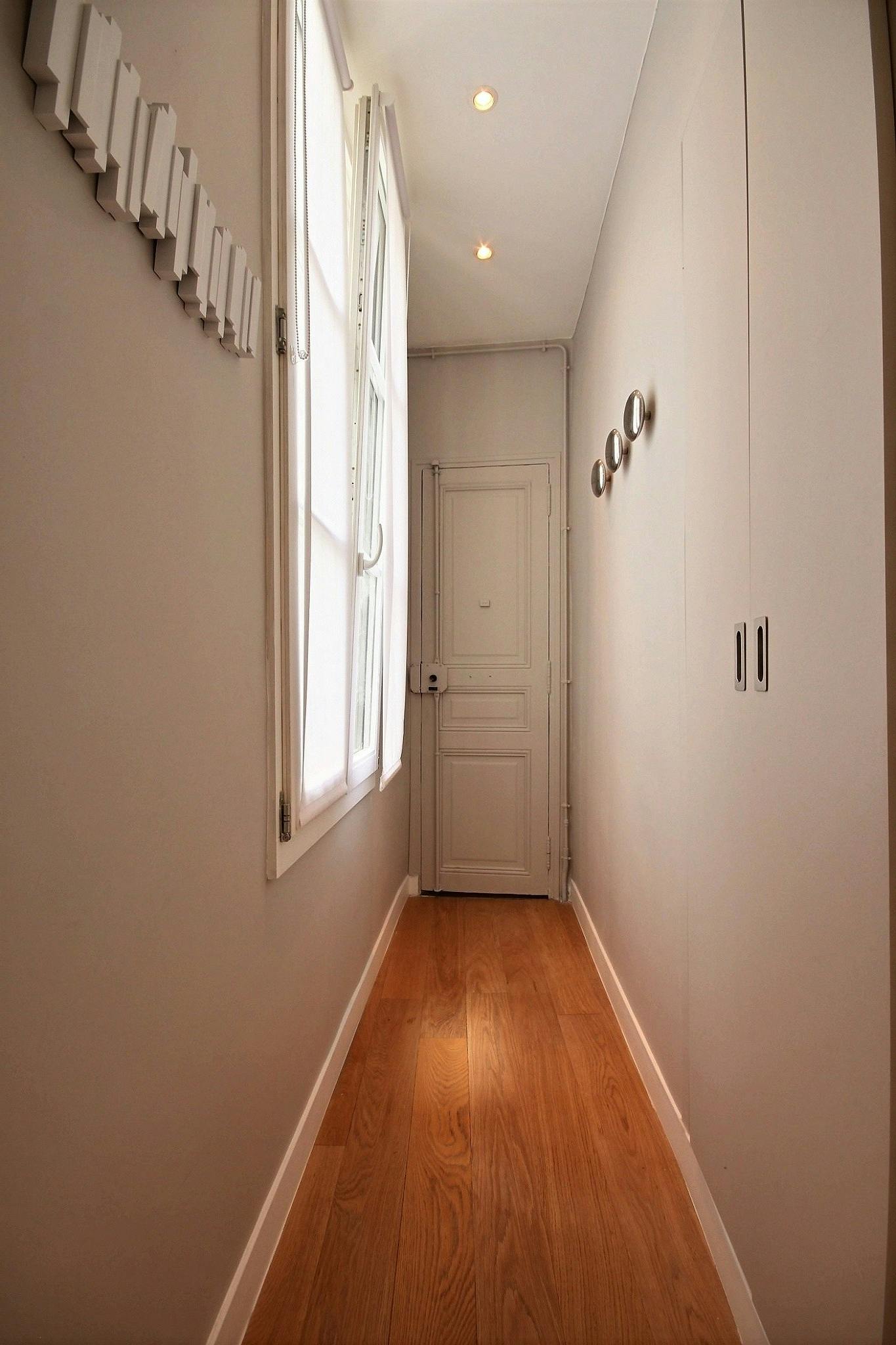 Apartment Paris, 1 bed — photo 1