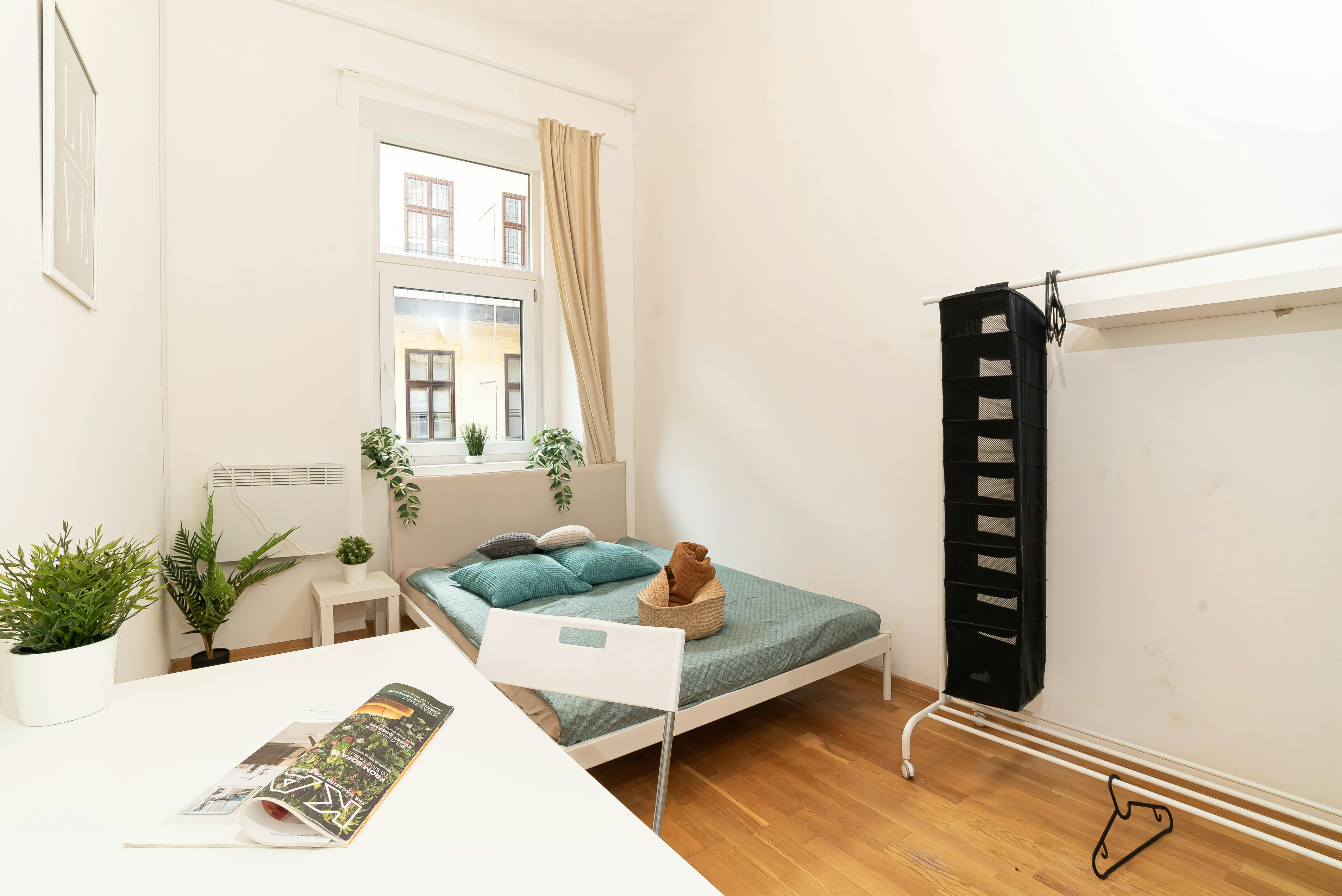 Chambre privée à louer pour 138 818 HUF/mois à Budapest, Teréz körút