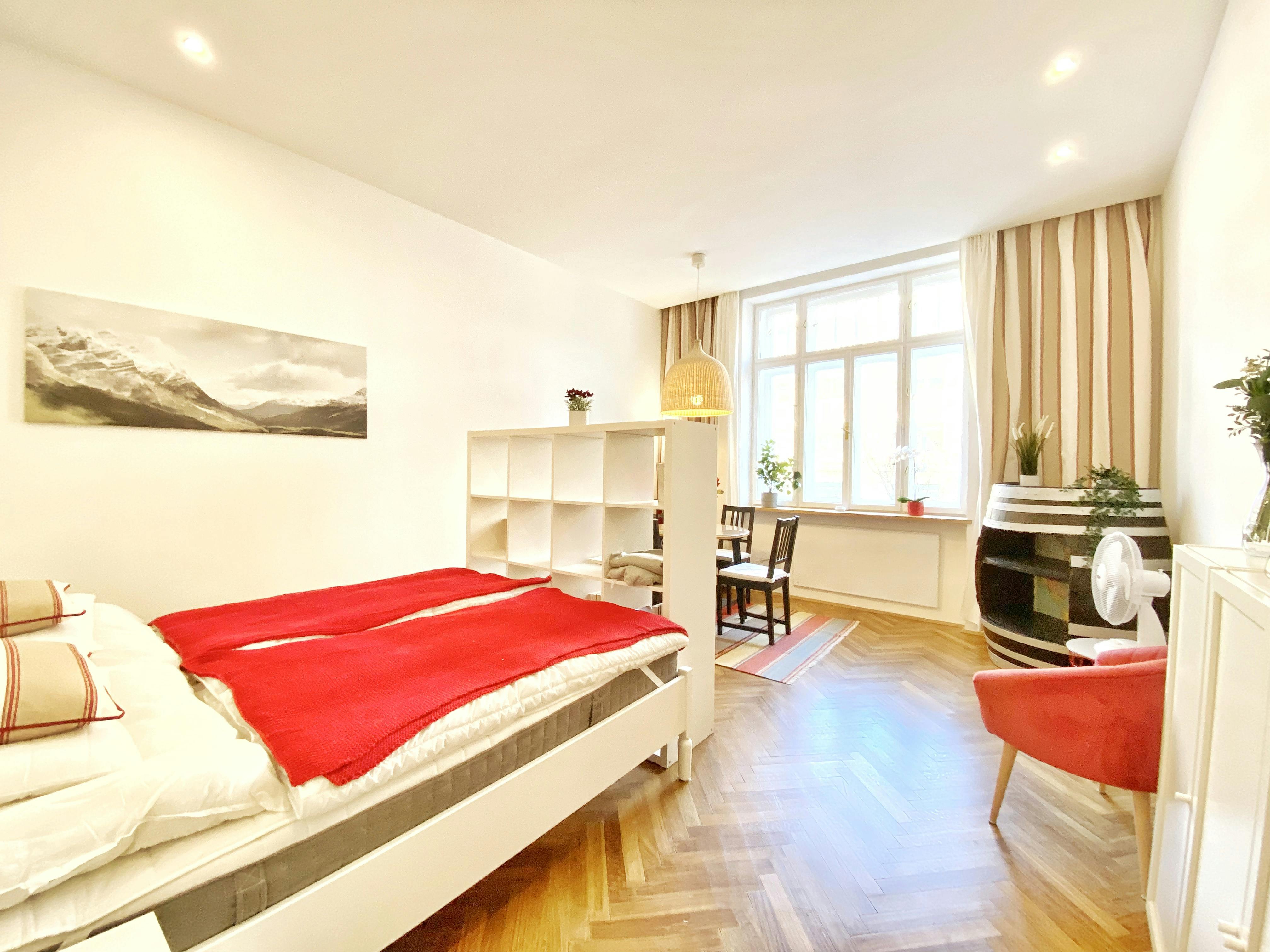 Dresdner Straße, Vienna preview