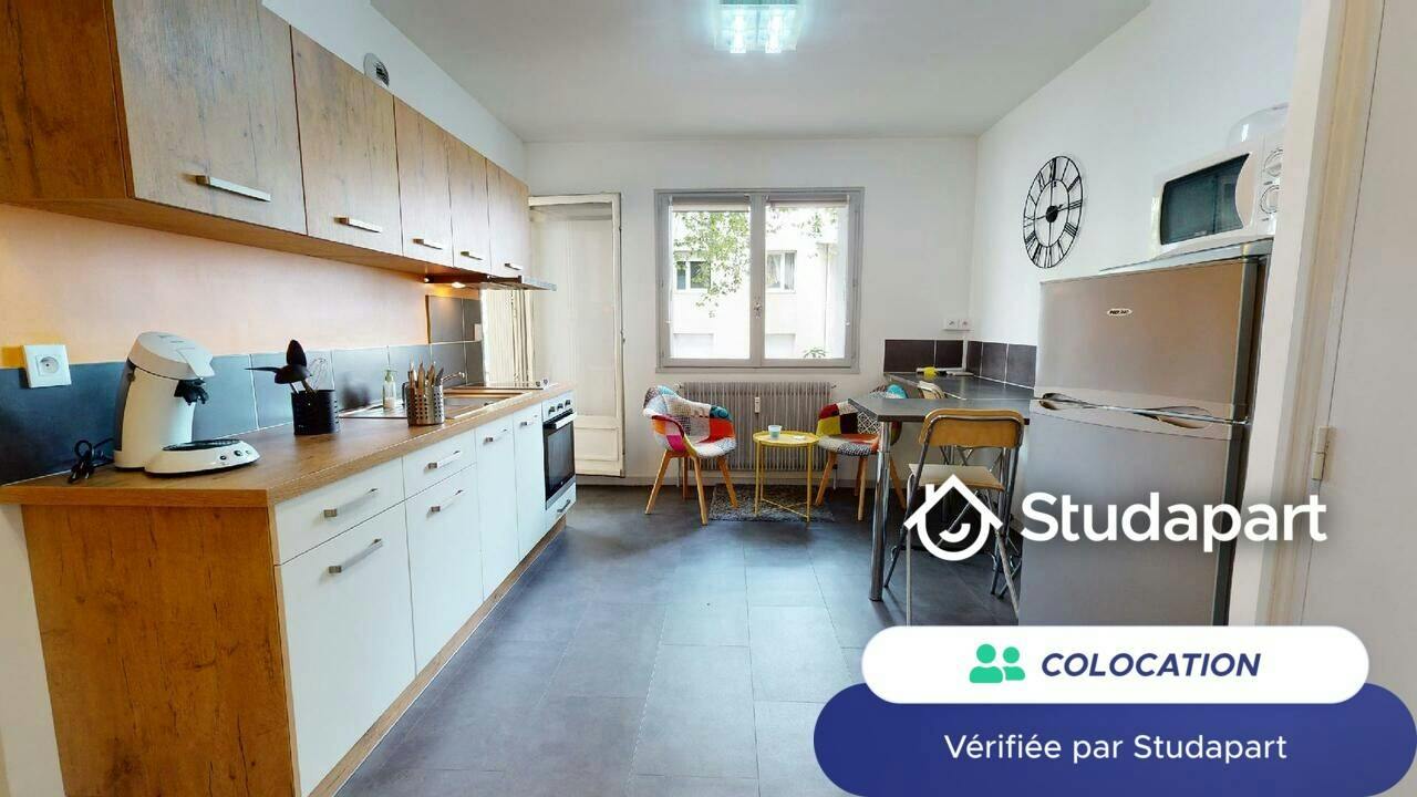 Private room for rent on Rue de la Rosière, Lyon - Plus