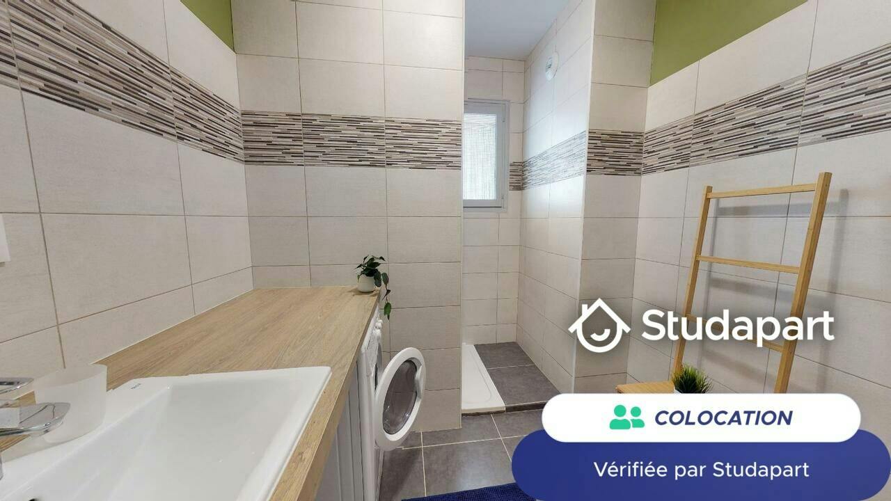 Private room for rent on Rue de la Rosière, Lyon - Vue 5