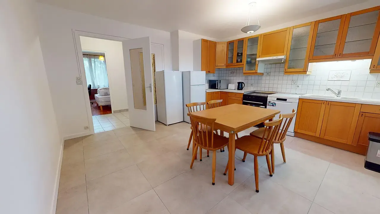Private room in Avenue Roger Salengro, Villeurbanne (1565809) COMMON_AREA 4