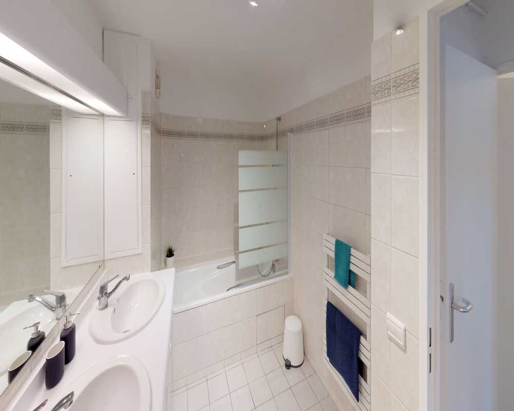 Apartment Paris, 1 bed, 15m² — photo 29