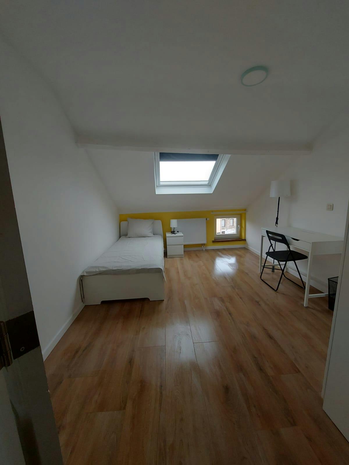 Studio in Monceau-sur-Sambre