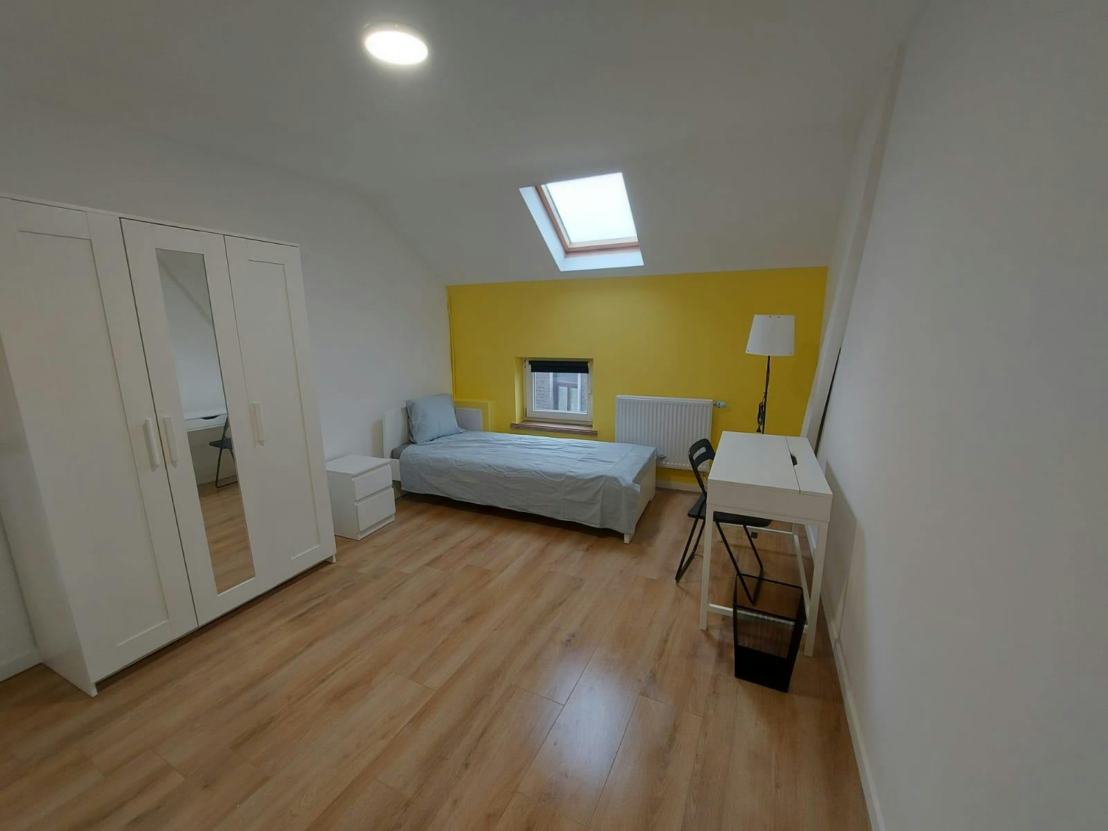 Studio in Monceau-sur-Sambre