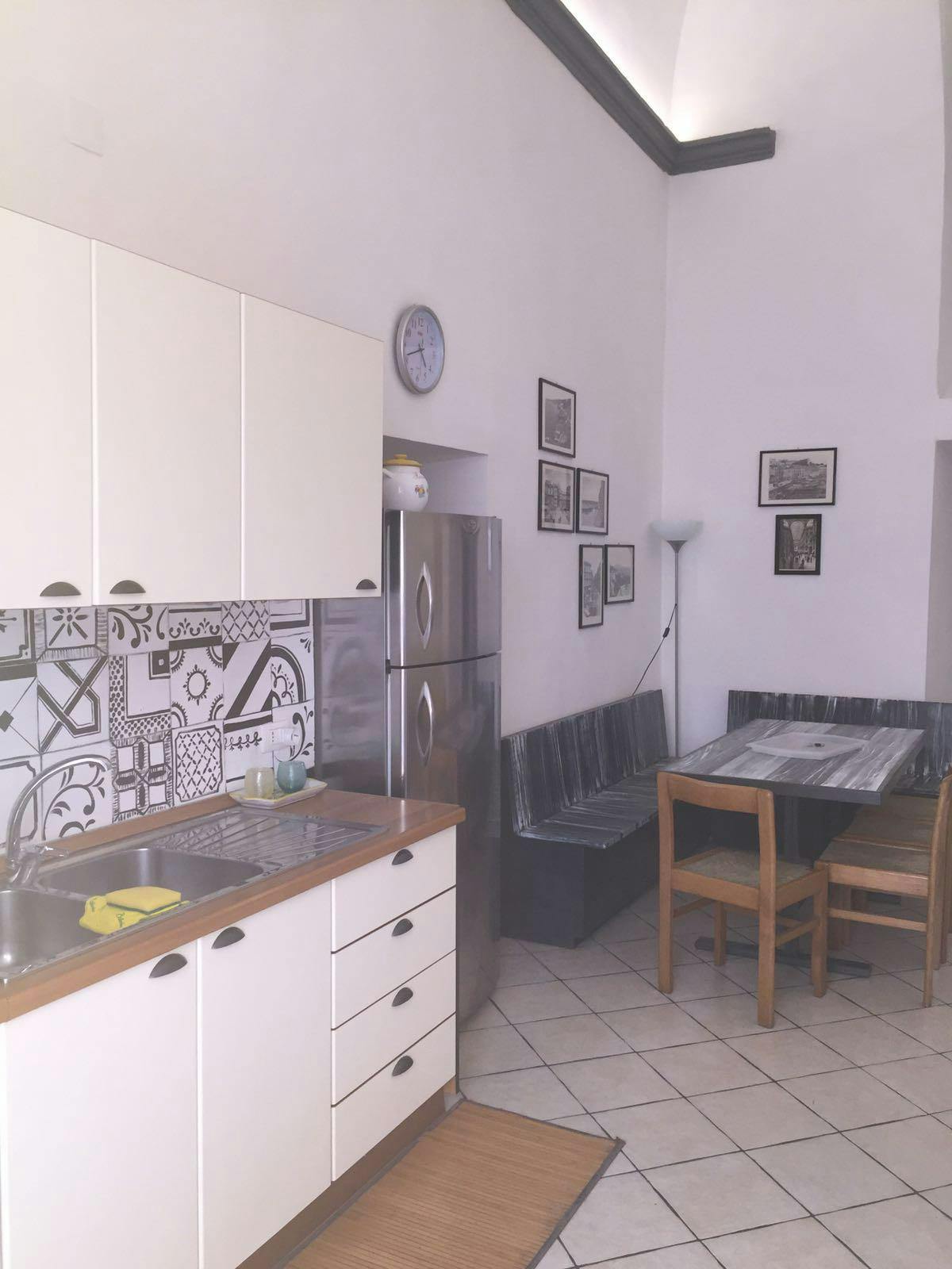Double room Naples, 1 bed, 20m² — photo 5