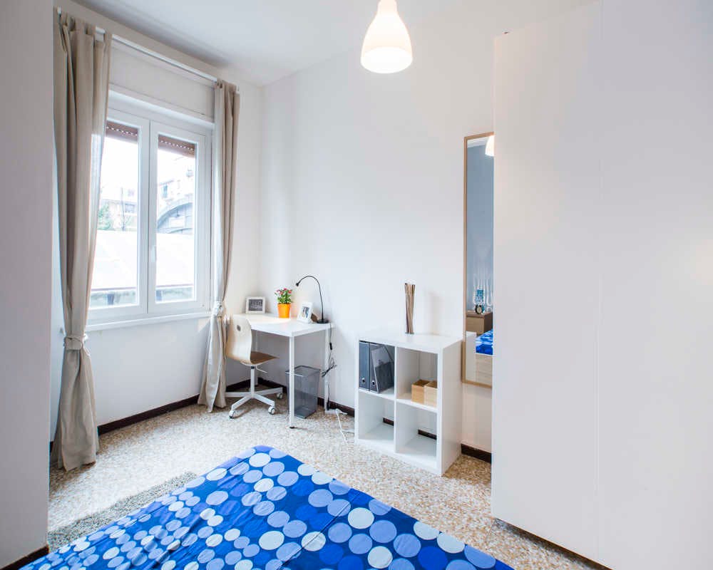 Viale Carlo Espinasse, Milan preview