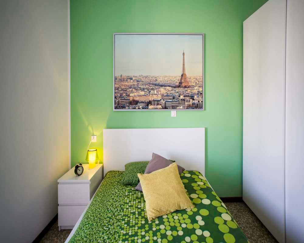 Private room for rent for €620 per month in Milan, Viale Carlo Espinasse