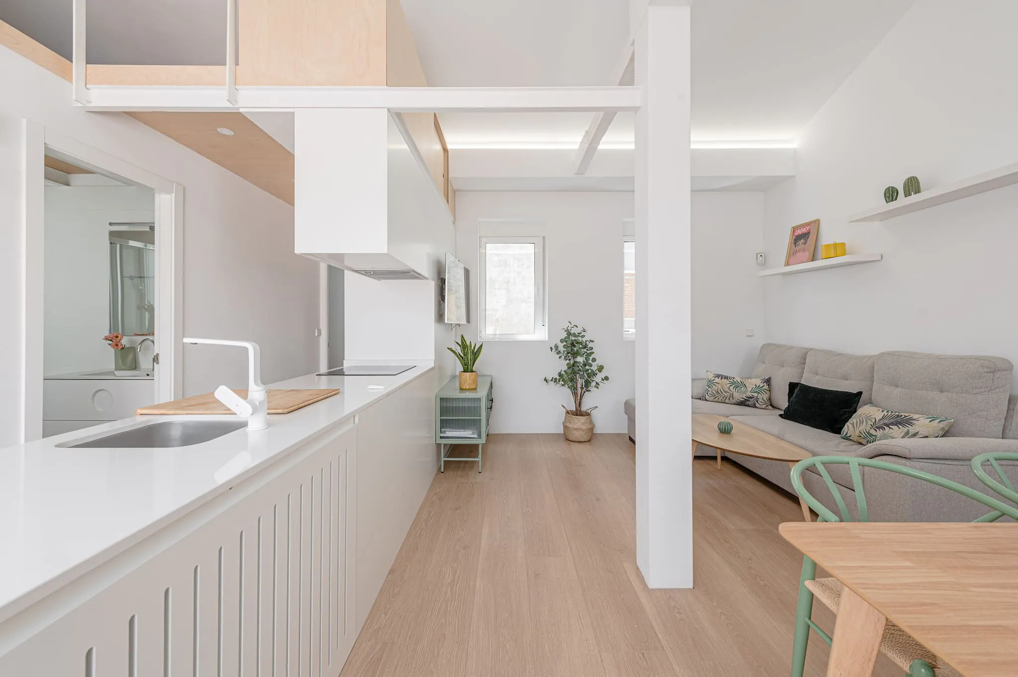 2-Bedroom Apartment in Calle de Ávila, Madrid (1566292) ROOM 4