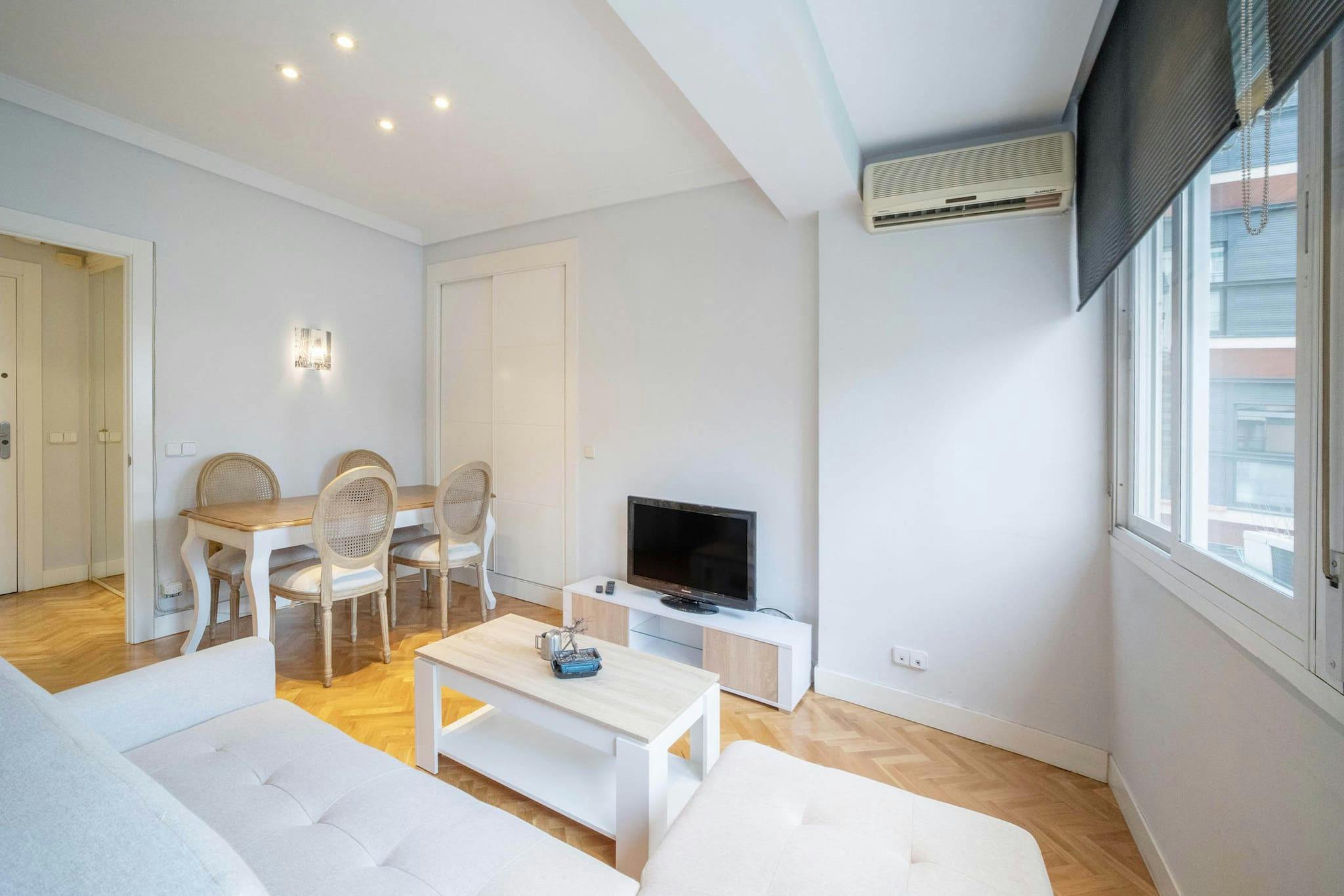 Apartment Madrid, 1 bed — photo 4