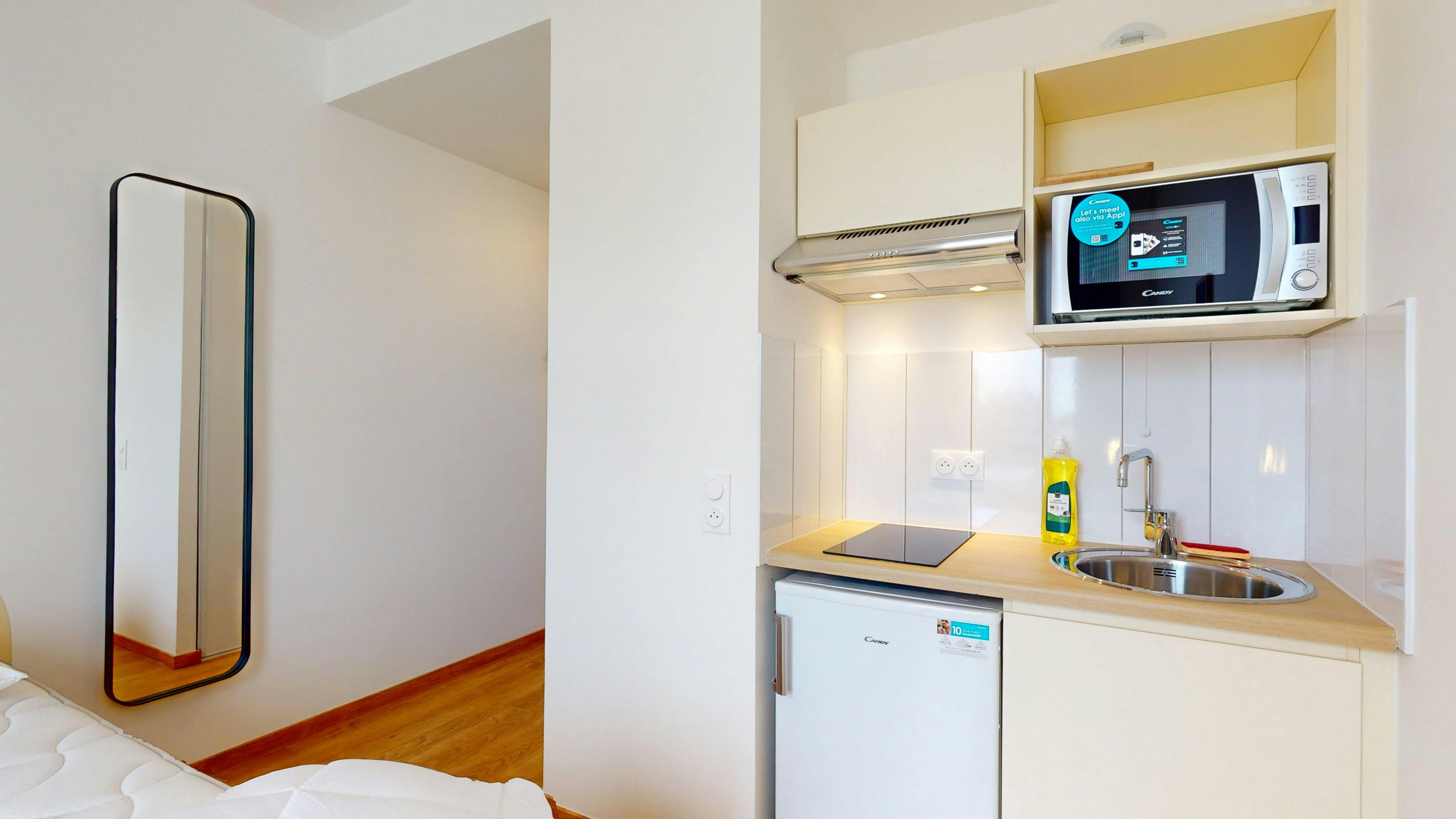 Apartment Cergy, 1 bed, 19m² — photo 92