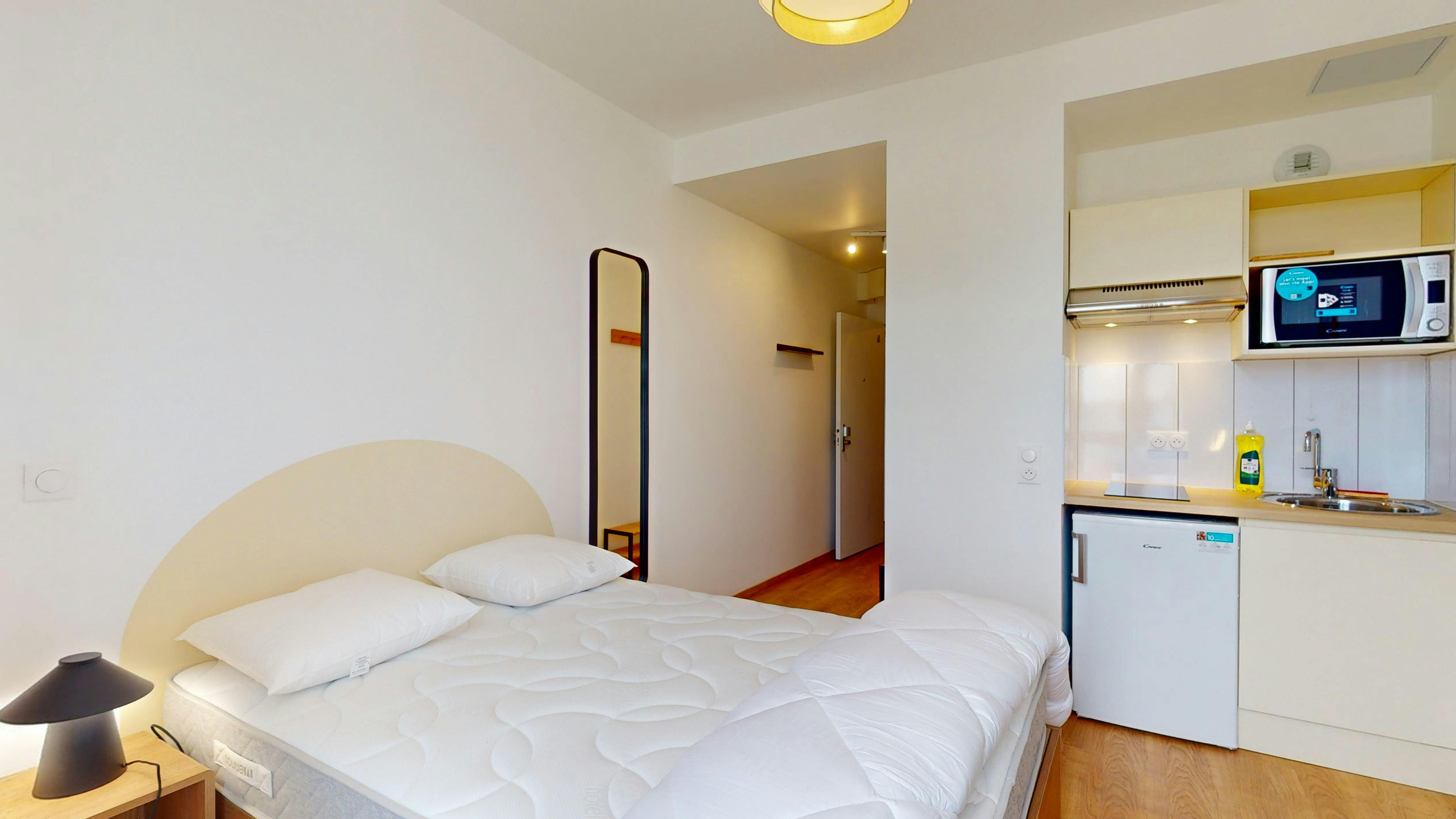 Apartment Cergy, 1 bed, 19m² — photo 94