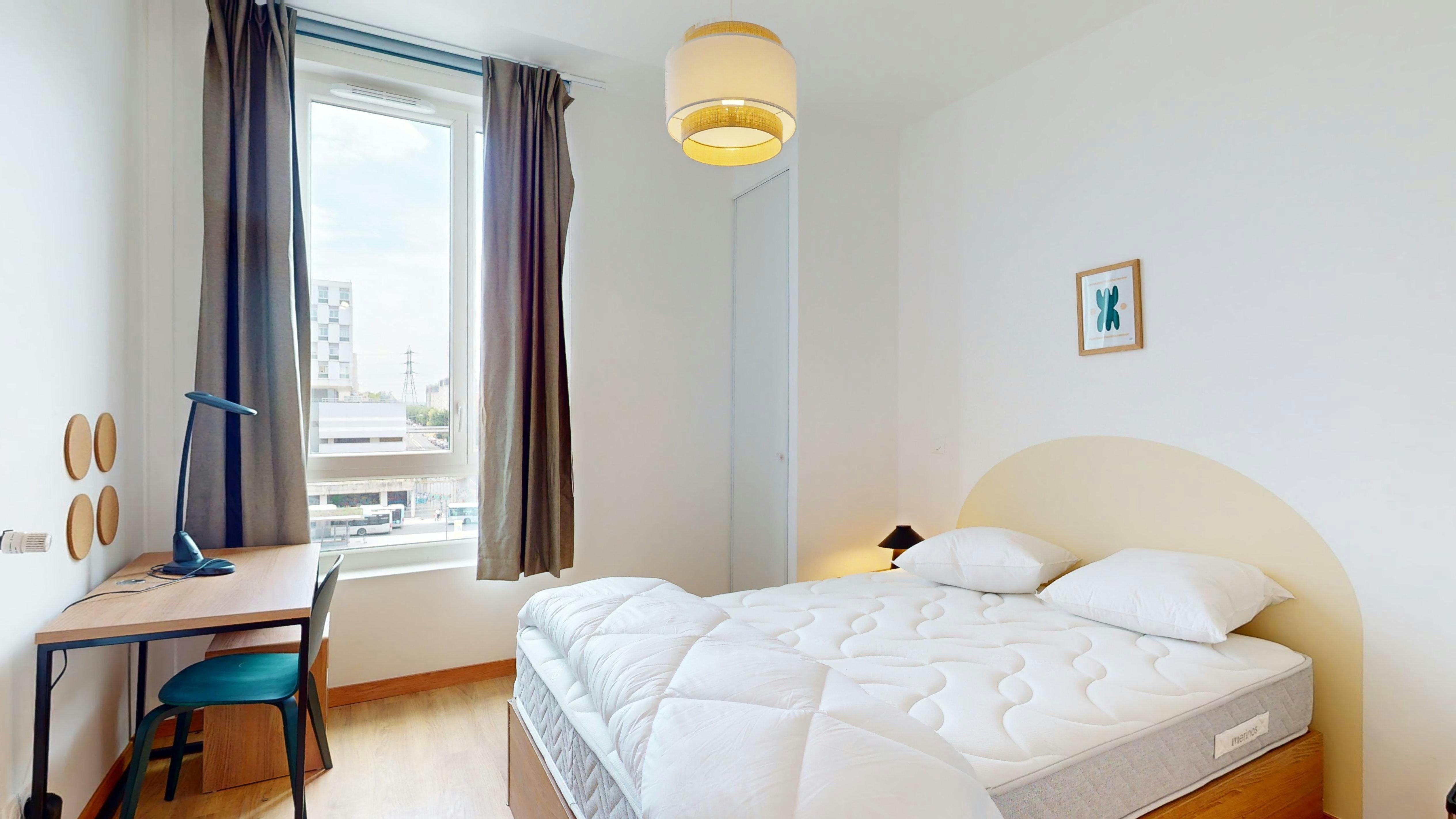 Apartment Cergy, 1 bed, 19m² — photo 131