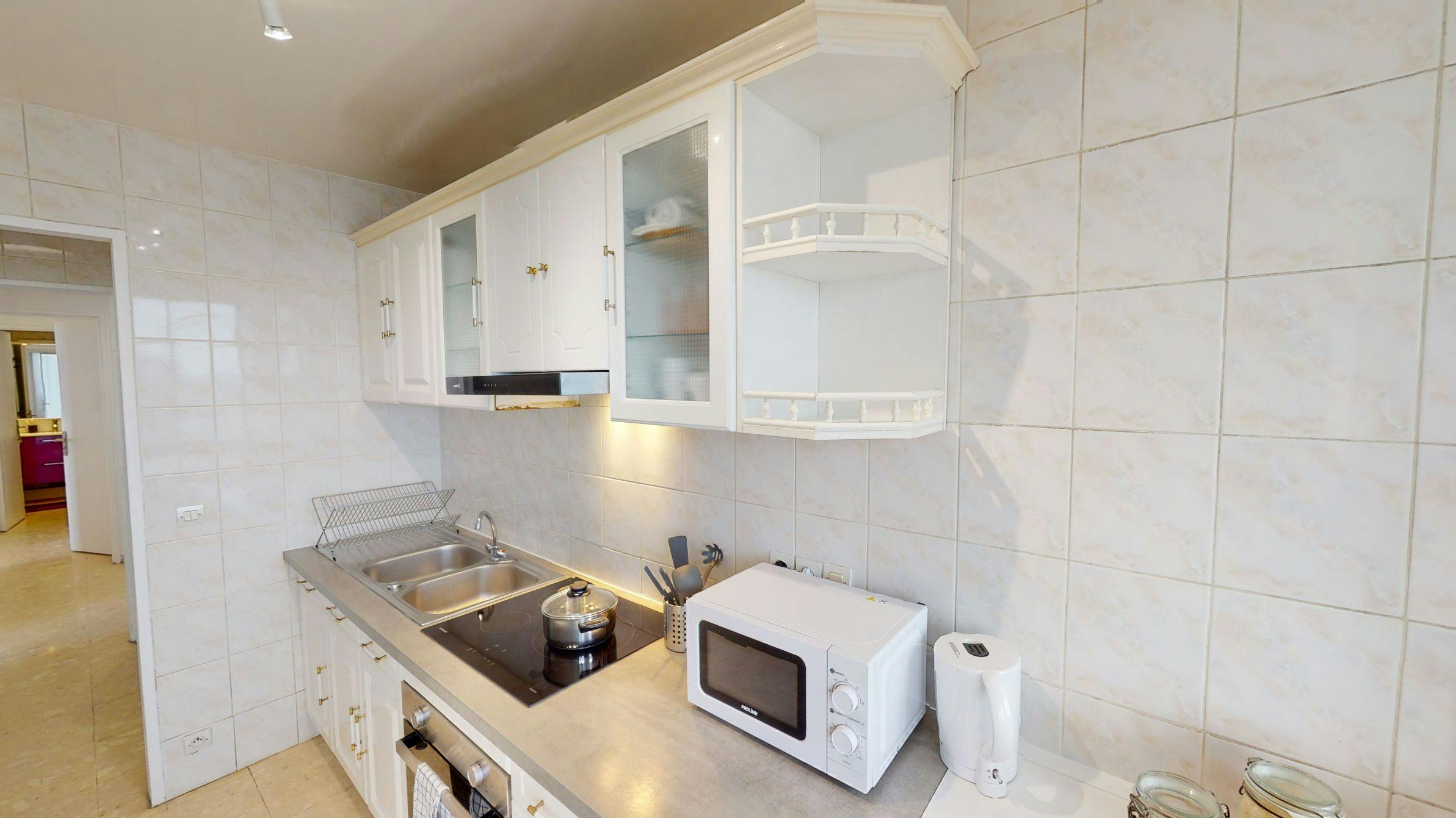 Apartment Paris, 1 bed, 9m² — photo 2