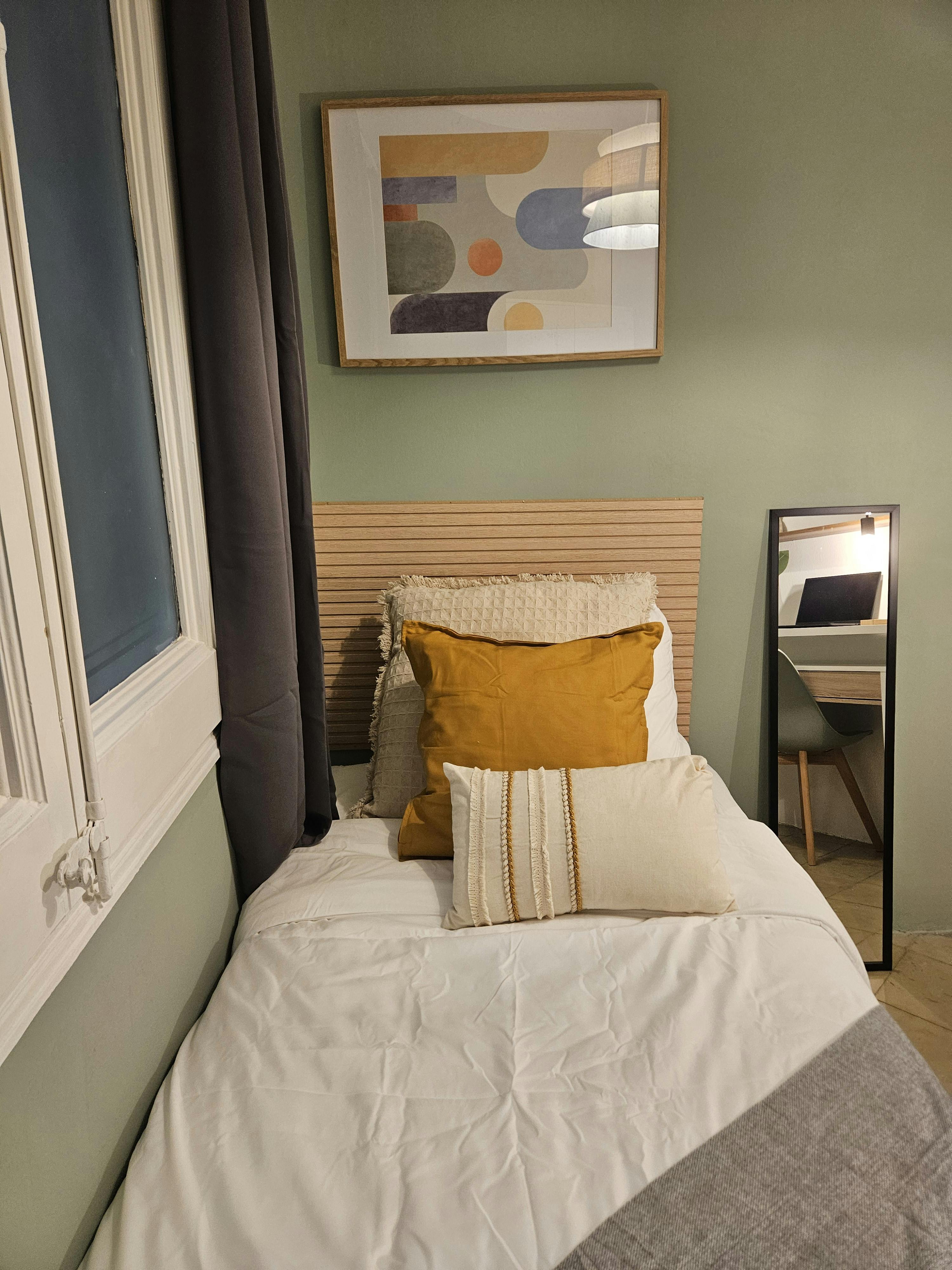 Apartment Barcelona, 1 bed, 9m² — photo 1