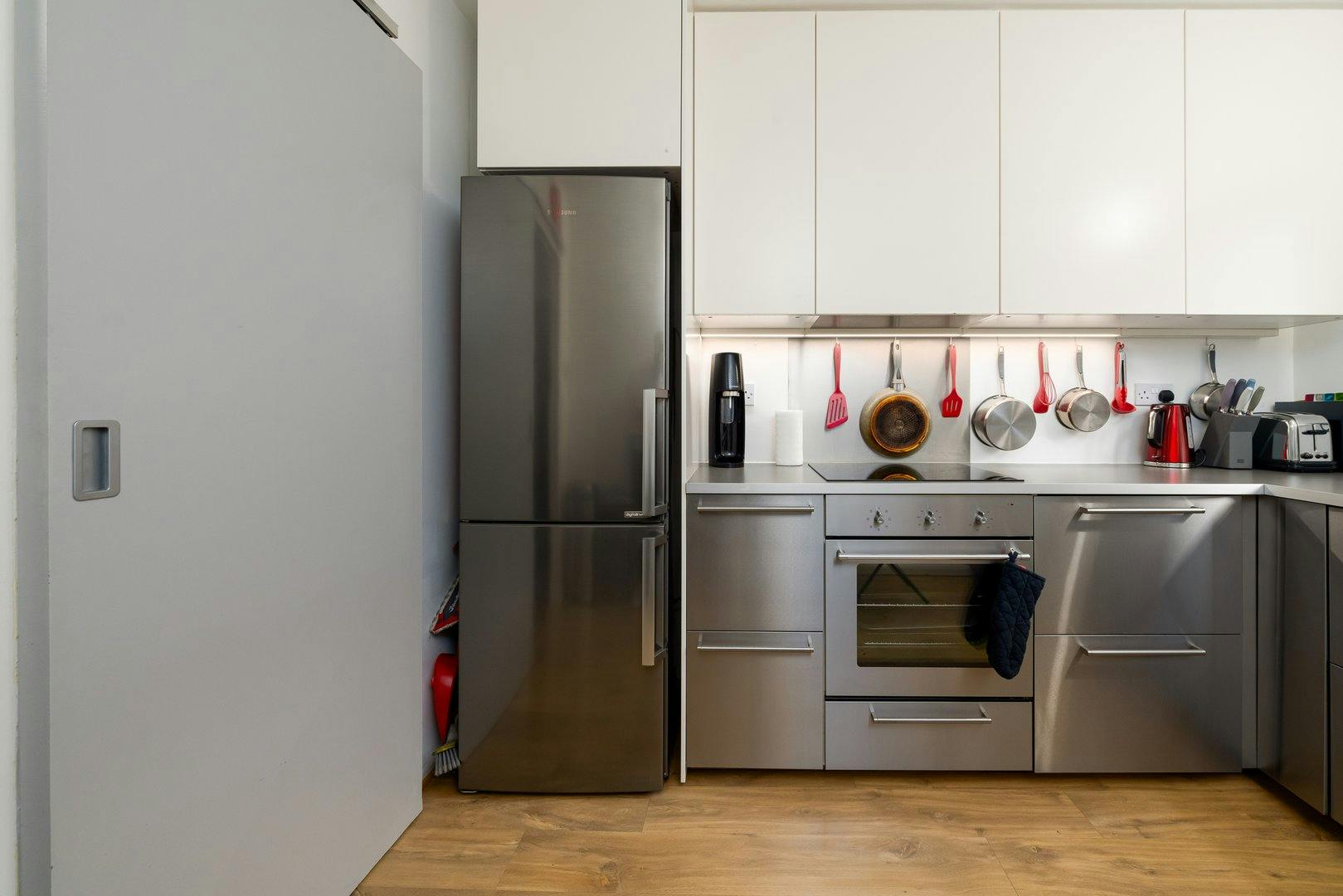 Apartment London, 2 beds — photo 8