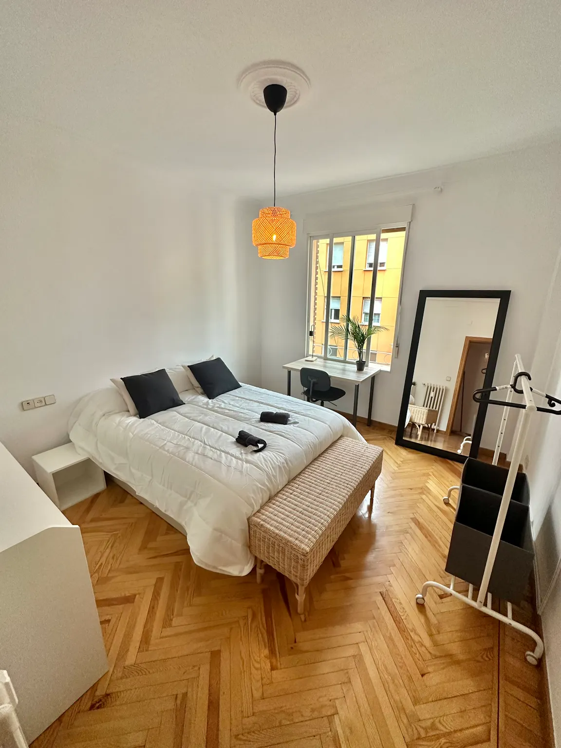 Calle de Coslada, Madrid preview