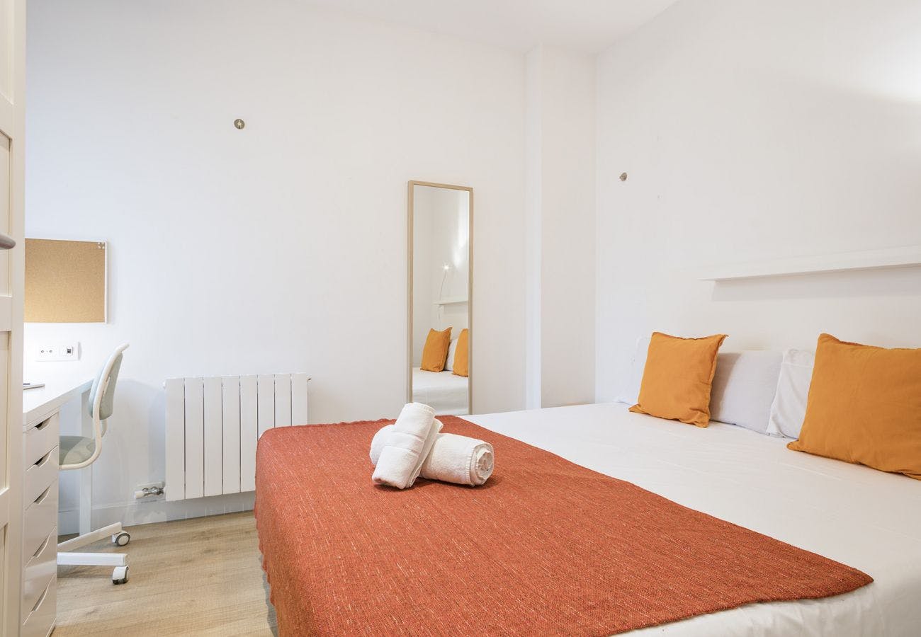 Apartment Barcelona, 1 bed, 10m² — photo 7