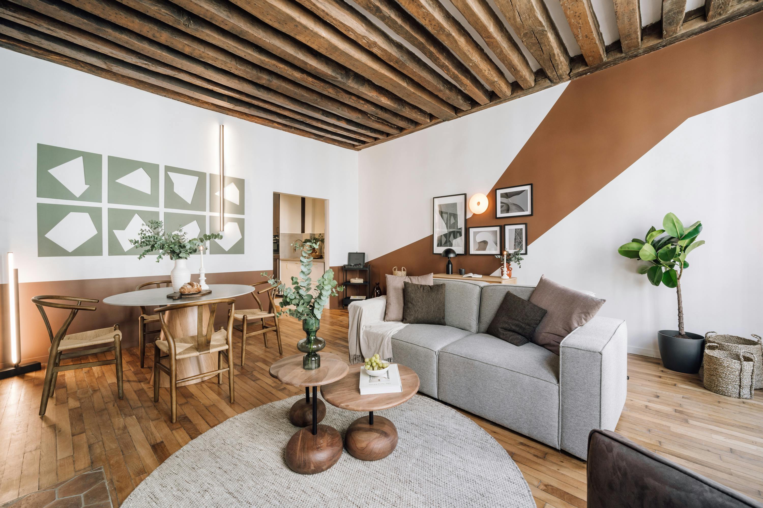 Apartment for rent for €4,741 per month in Paris, Rue Montorgueil