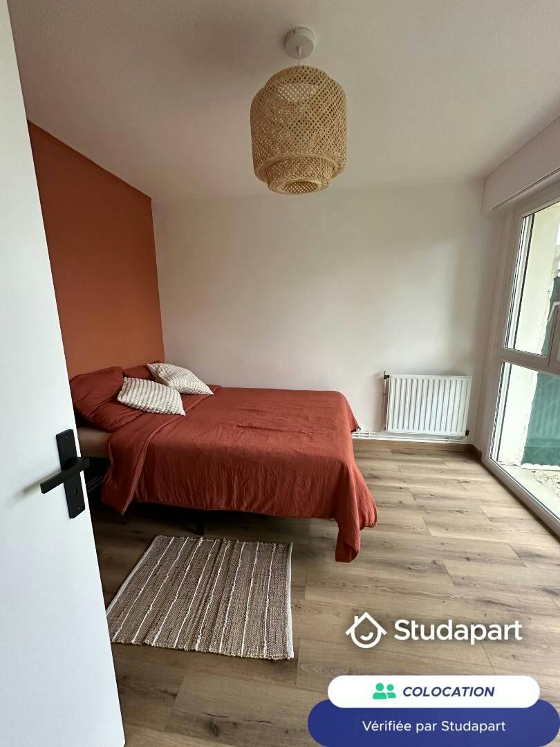 Pièce à Saint-Étienne-du-Rouvray