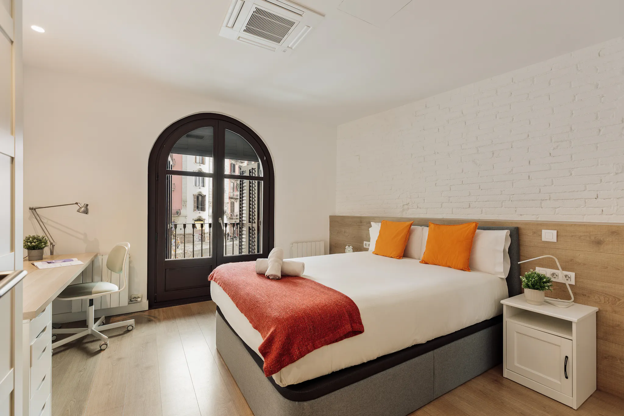 Carrer de Balmes, Barcelona preview