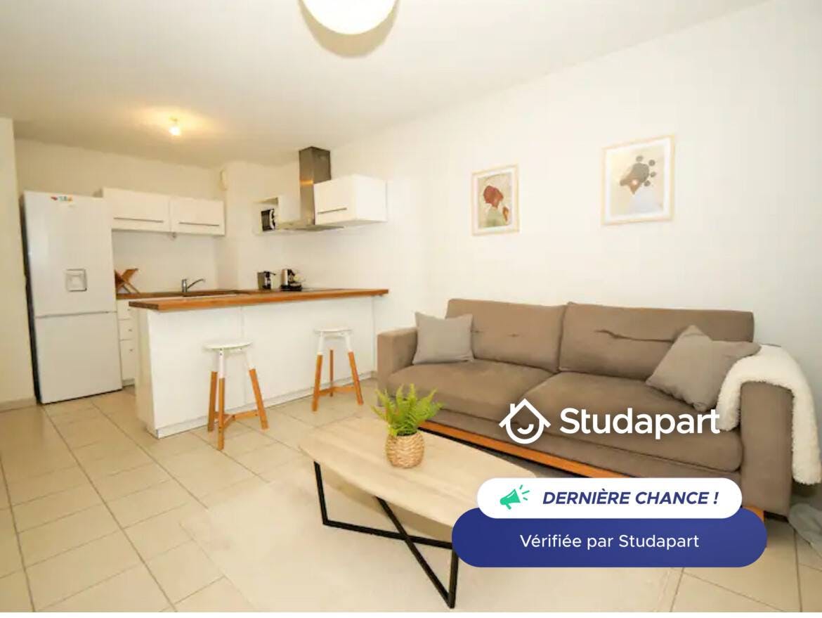 Квартира за оренду для 900 EUR на місяць у Marseille, Chemin de la Commanderie
