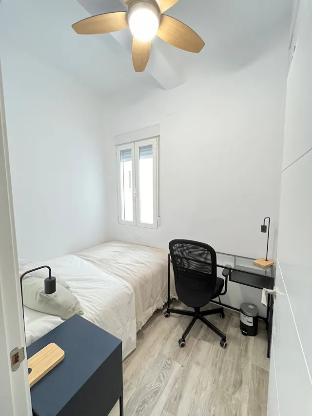 Private room in Calle de Gabriel Lobo, Madrid (1567232) room image 1