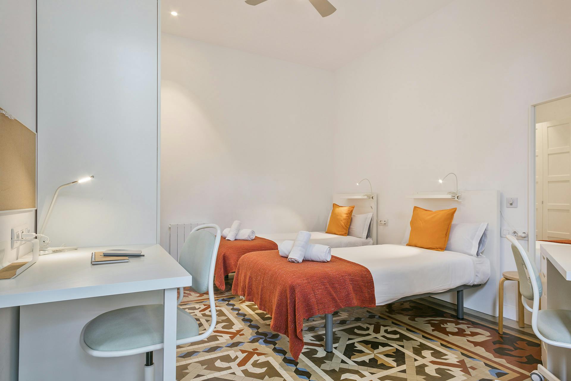 Apartment Barcelona, 1 bed, 14m² — photo 1