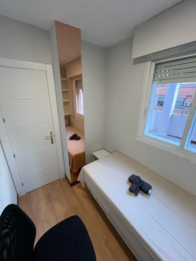 Private room in Calle de Marcelina, Madrid (1567276) room image 1